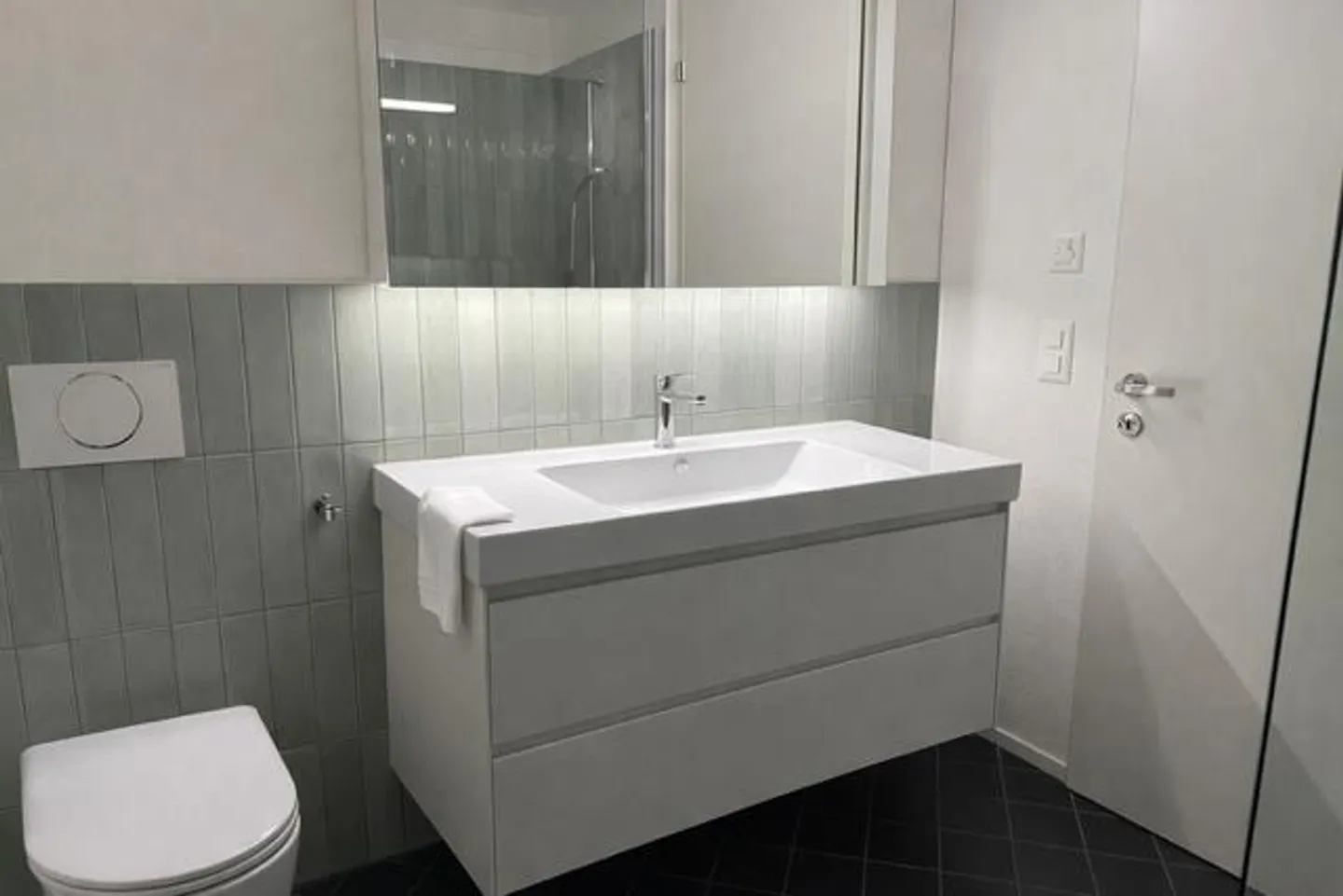 Appartamento moderno di 4,5 stanze al 1° piano - Foto 4 di 6