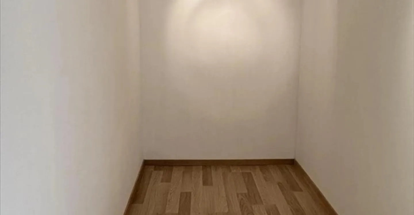 Edificio ad uso misto in affitto - Foto 3 di 7