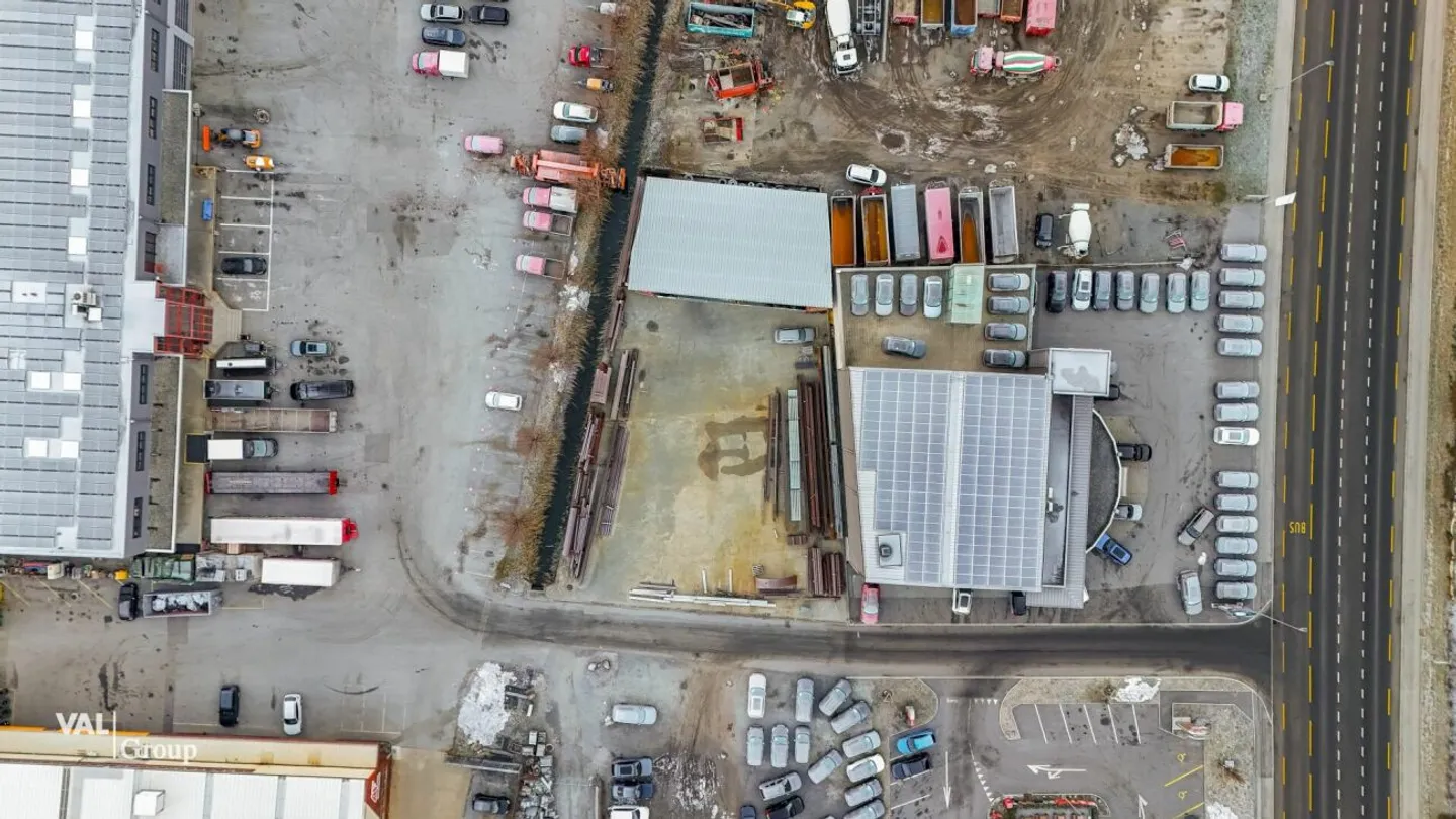 Hall commerciale di alta qualità con opzioni di utilizzo flessibili in una posizione privilegiata - Foto 6 di 9