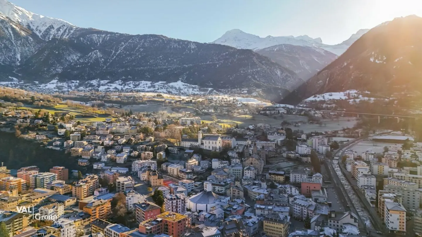 Hall commerciale di alta qualità con opzioni di utilizzo flessibili in una posizione privilegiata - Foto 7 di 9