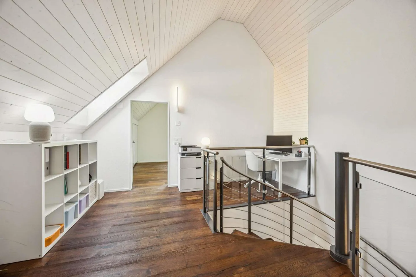 RÉSERVÉ Vivre avec style et vue, penthouse de 4,5 pièces... - Photo 8 sur 13