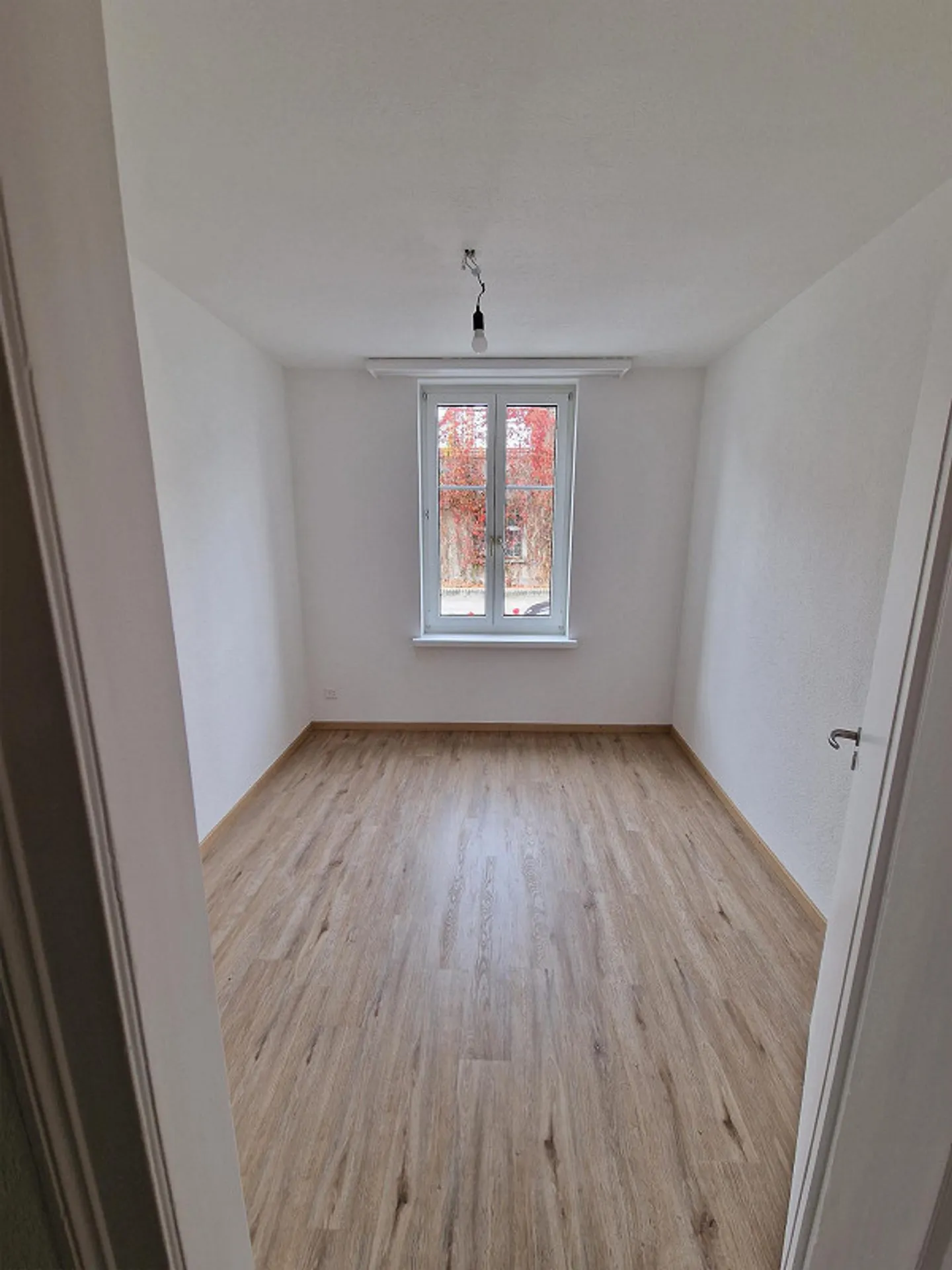 Appartamento 4.5 stanze / recentemente ristrutturato, posizione centrale, grande terrazza - Foto 4 di 9