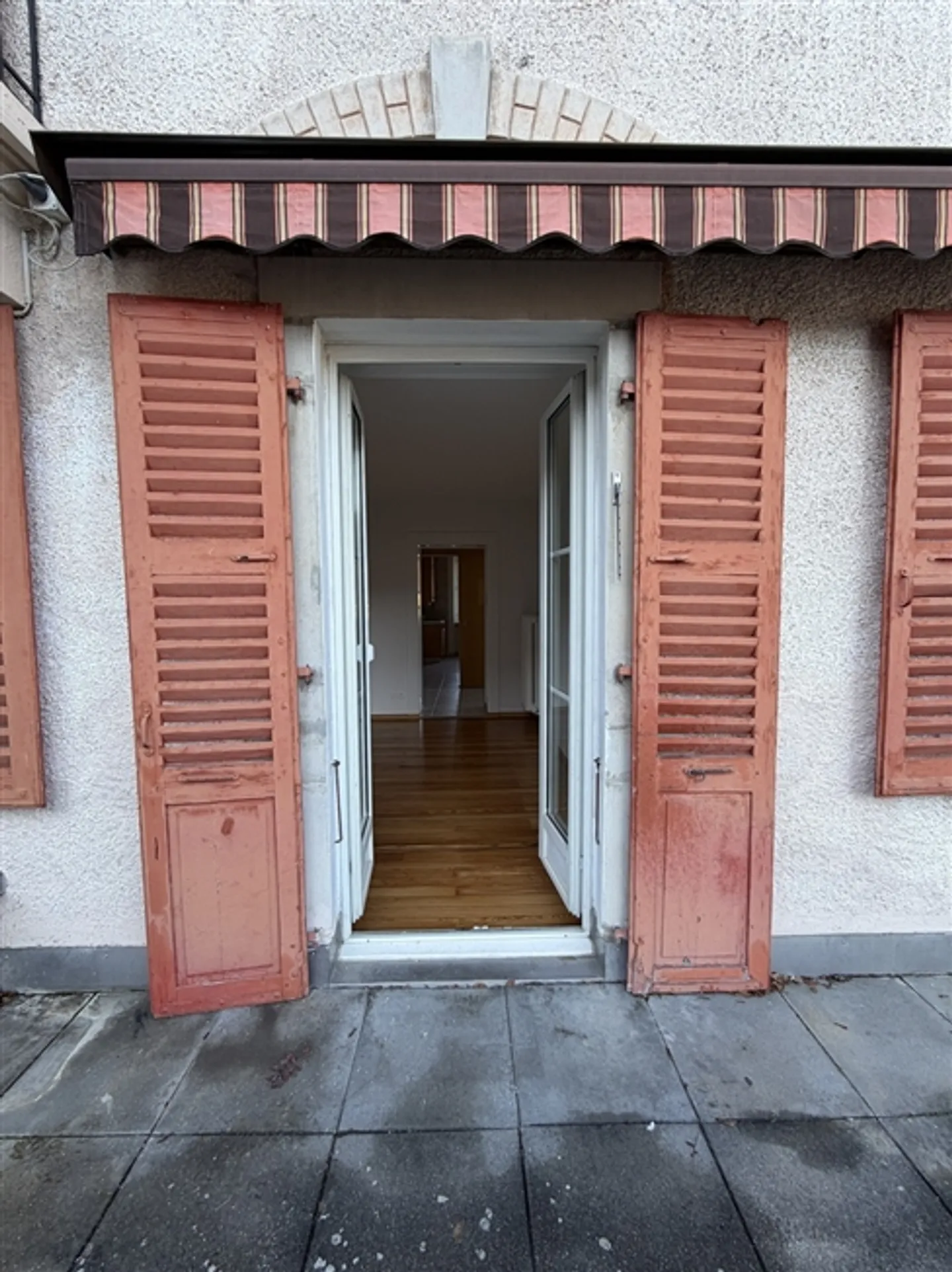 «Renovierte 3-Zimmer-Wohnung mit Terrasse» - Foto 3 von 13