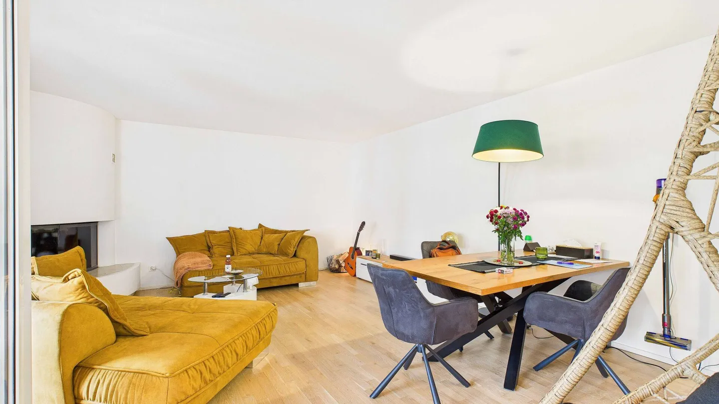 3.5-room apartment with studio - rented investment property in a central location - Photo 2 of 14