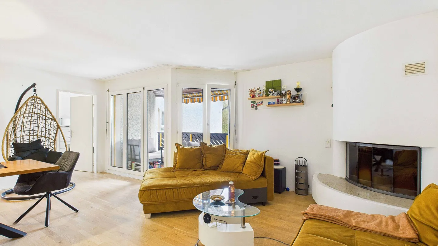 3.5-room apartment with studio - rented investment property in a central location - Photo 3 of 14