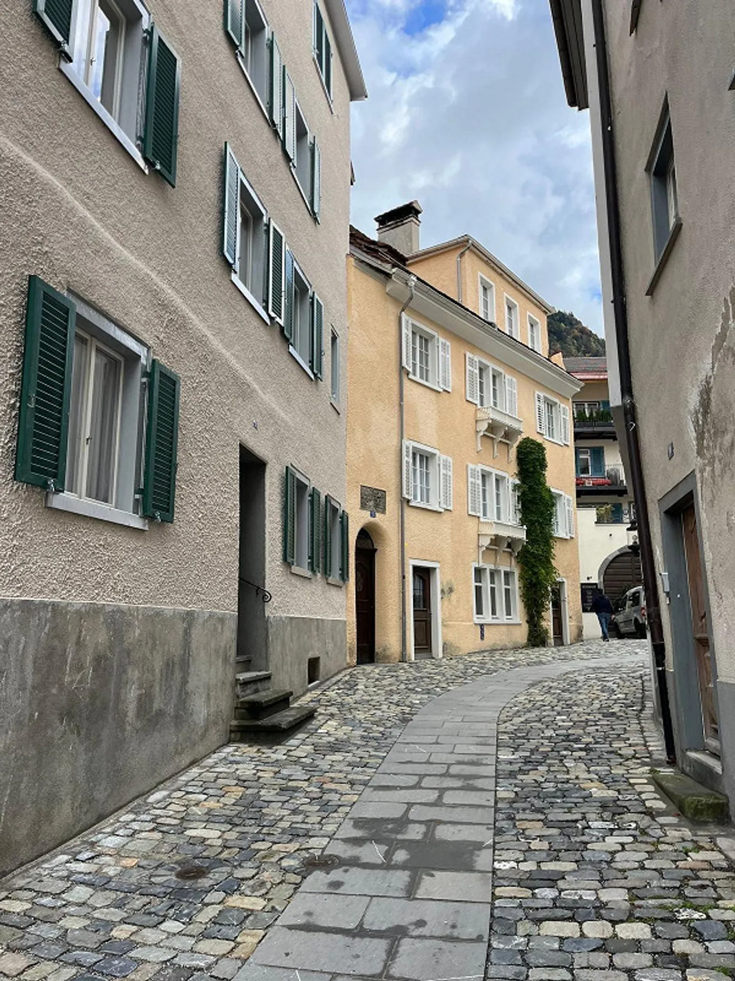Appartement lumineux dans un ancien bâtiment dans la vieille ville avec terrasse sur le toit - Photo 2 sur 21
