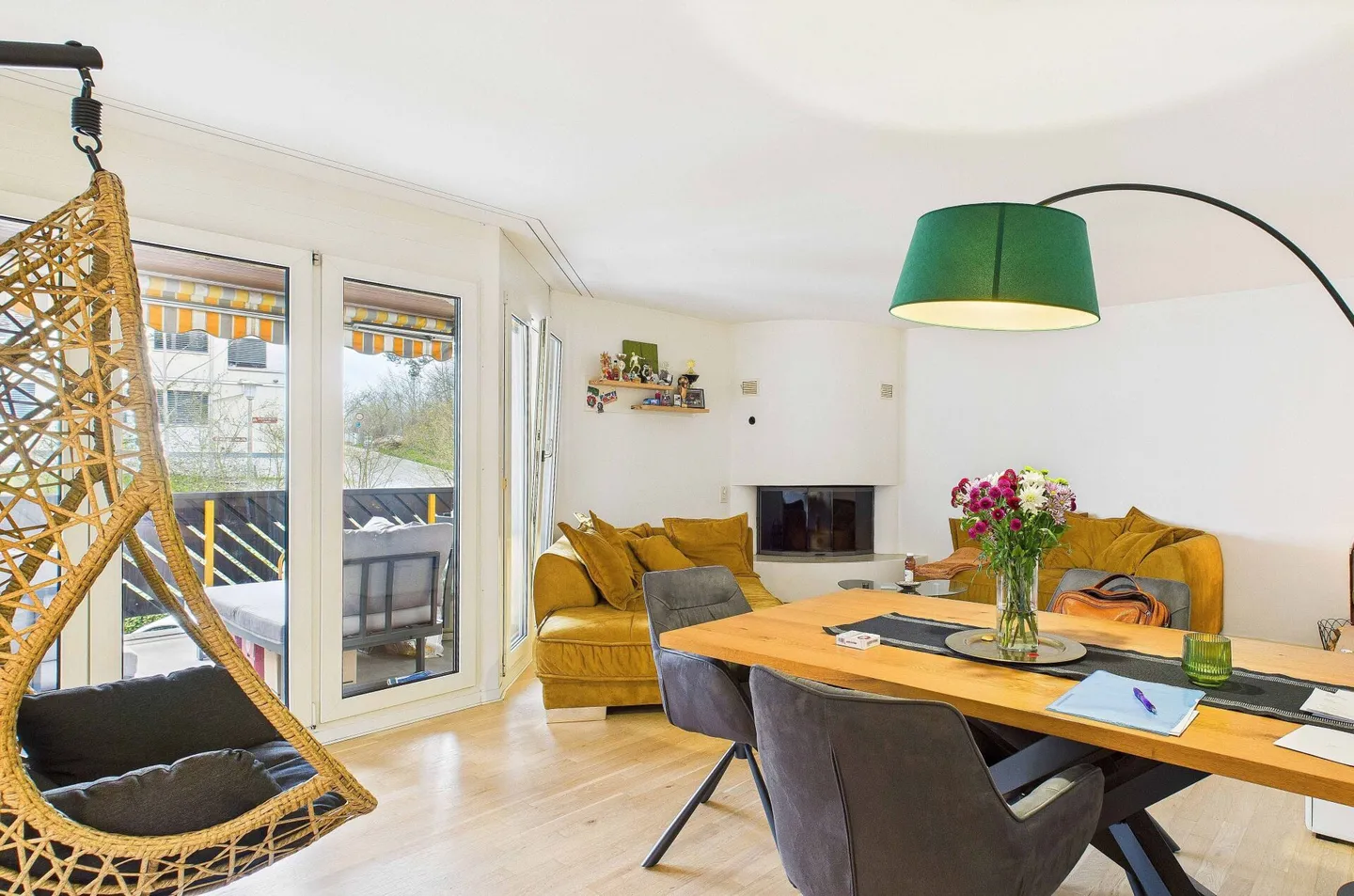 3.5-room apartment with studio - rented investment property in a central location - Photo 1 of 14