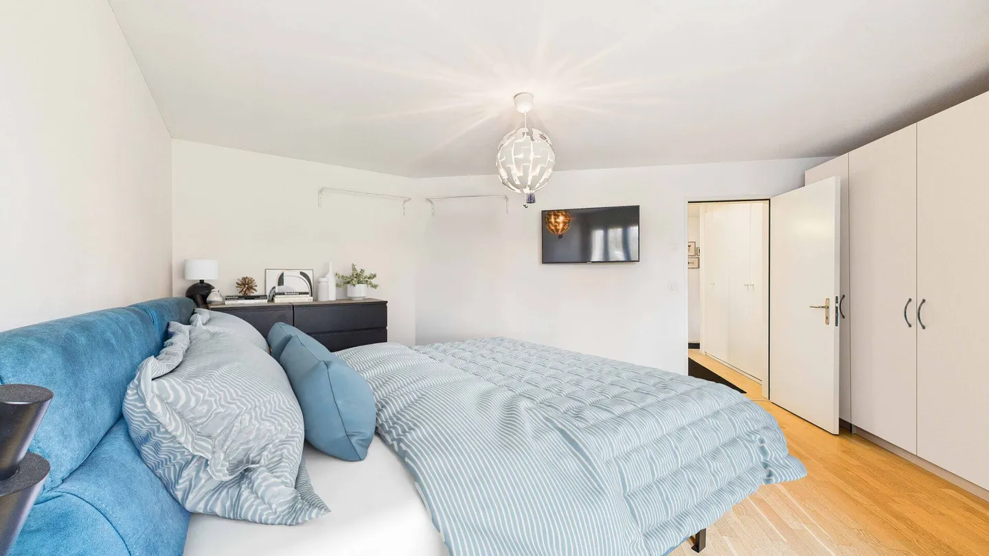 3.5-room apartment with studio - rented investment property in a central location - Photo 7 of 14