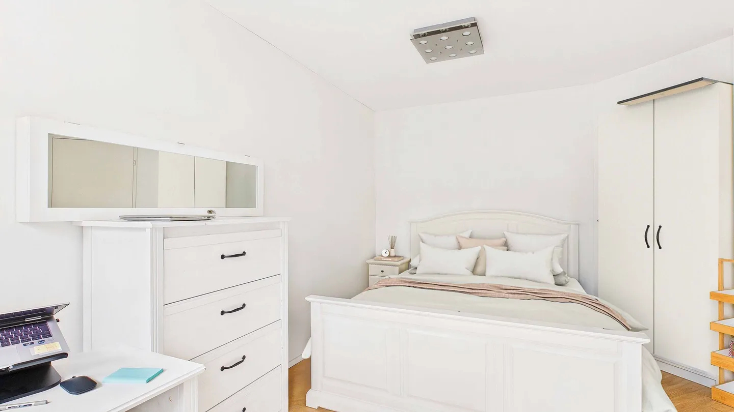 3.5-room apartment with studio - rented investment property in a central location - Photo 8 of 14