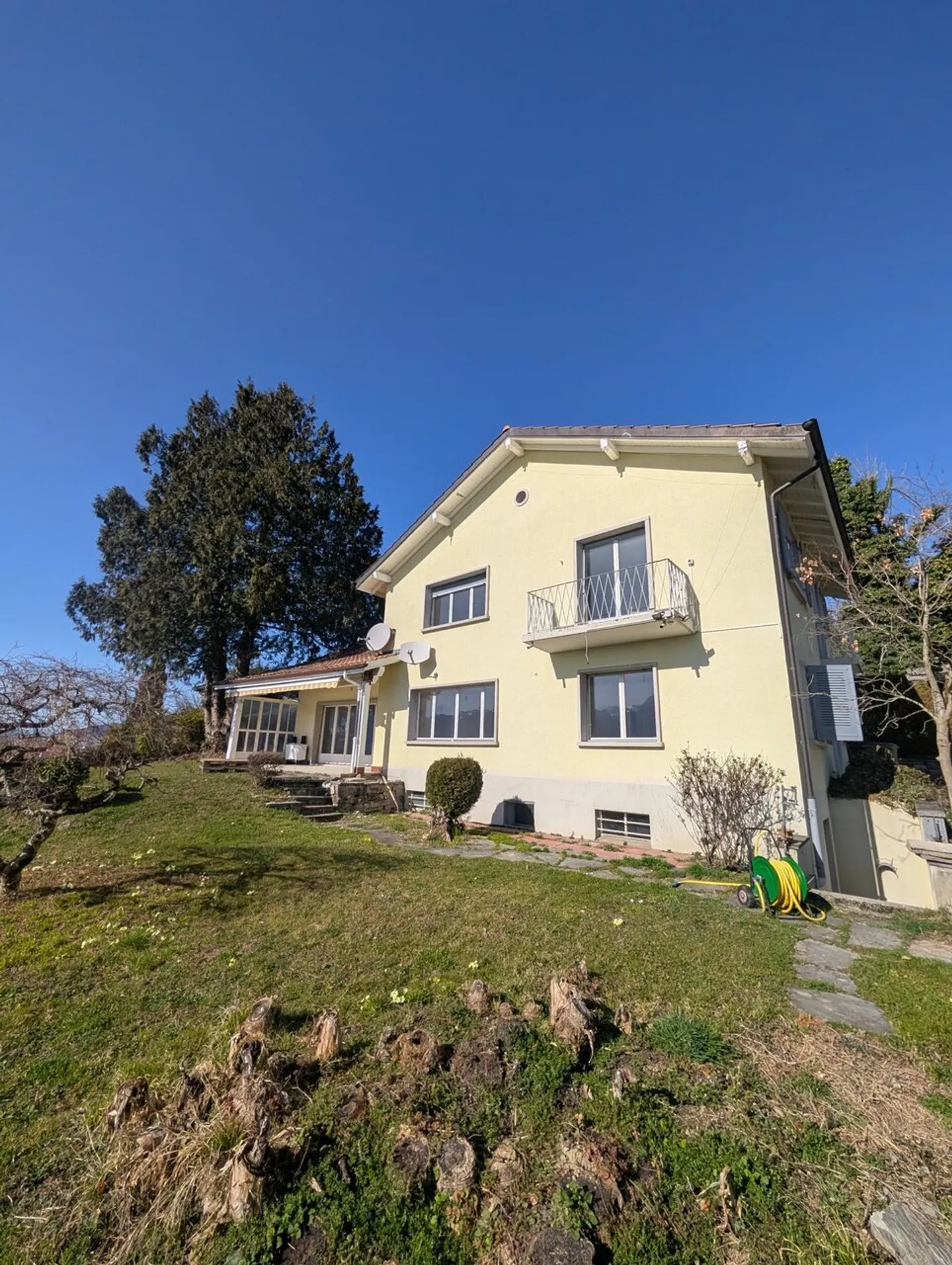 Casa di 5.5 stanze al piano terra - Foto 1 di 7