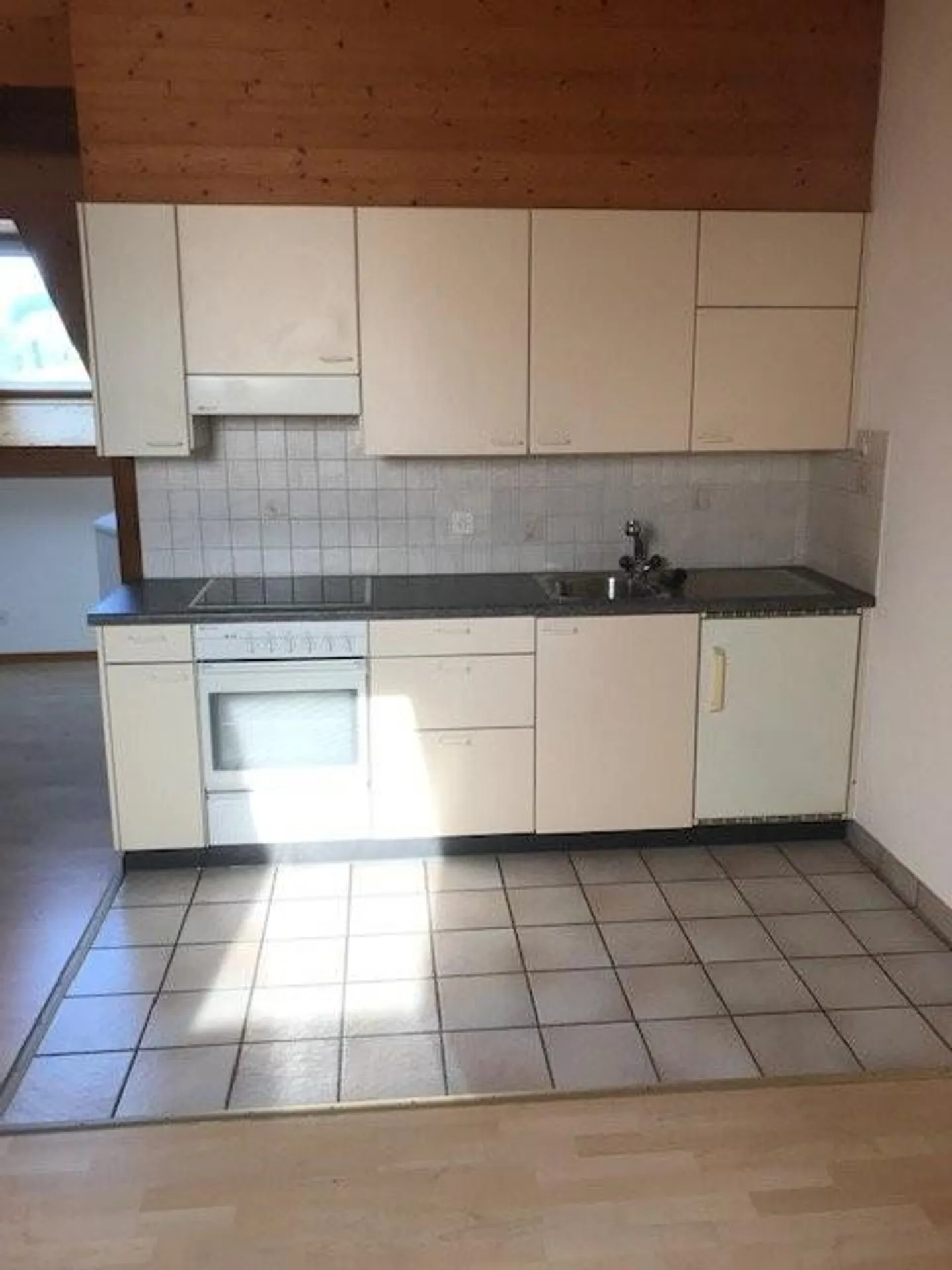 Charmante appartement sous les combles à Oberburg - Photo 3 sur 9