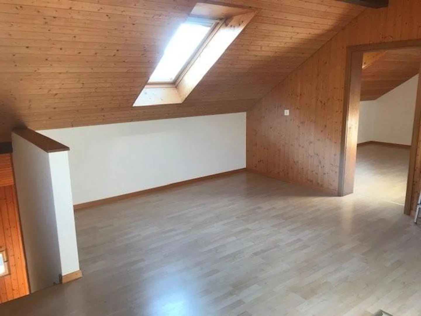 Charmante appartement sous les combles à Oberburg - Photo 5 sur 9