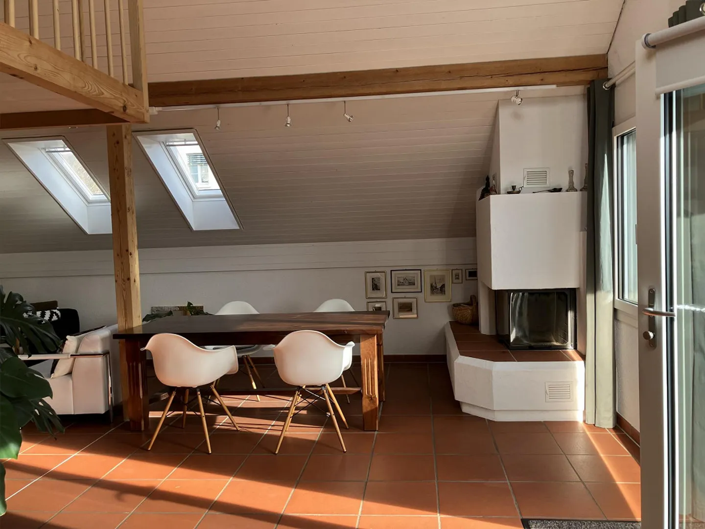 Extraordinary 3.5-room maisonette apartment in a quiet location - Photo 4 of 9