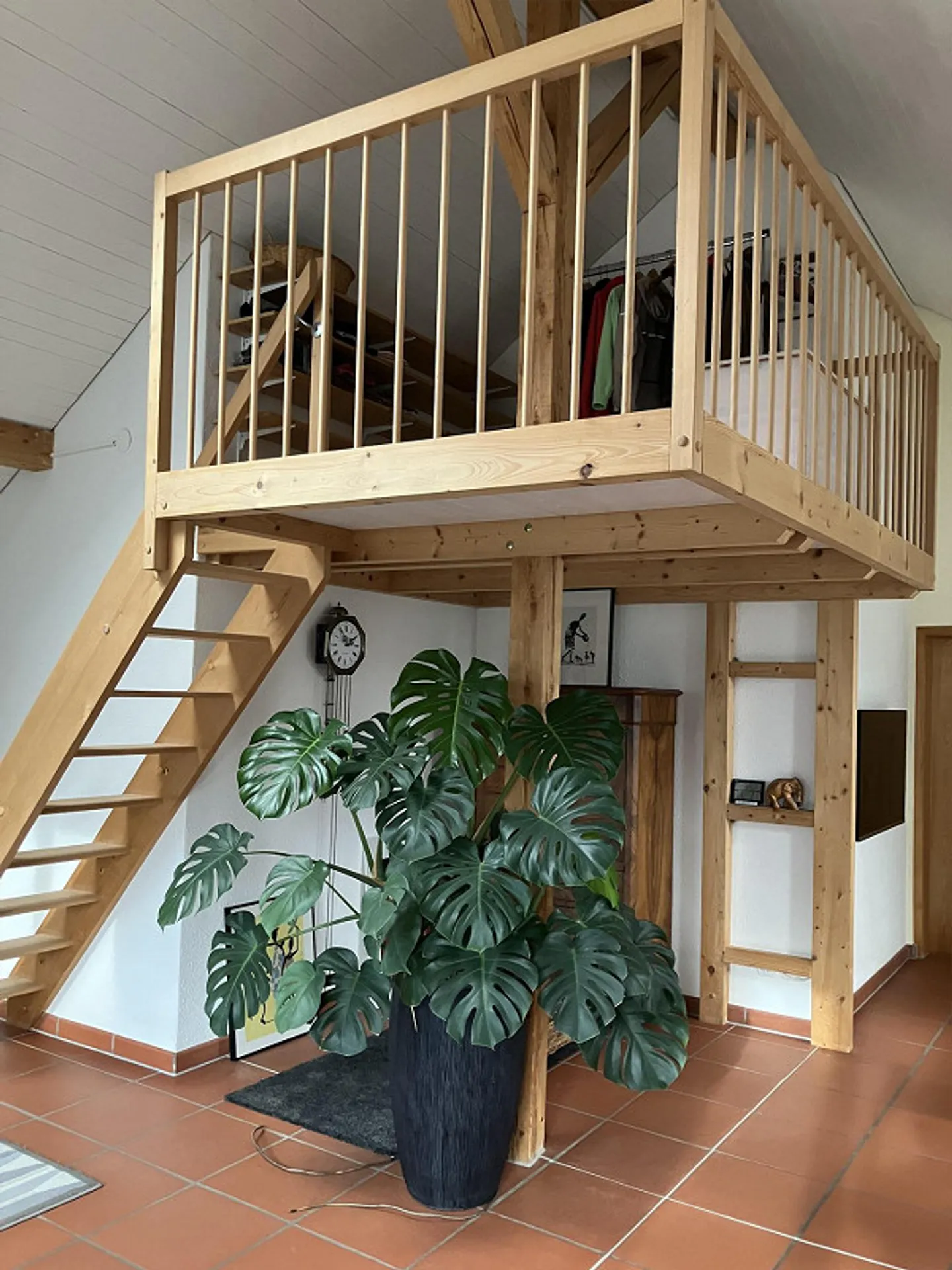 Extraordinary 3.5-room maisonette apartment in a quiet location - Photo 5 of 9