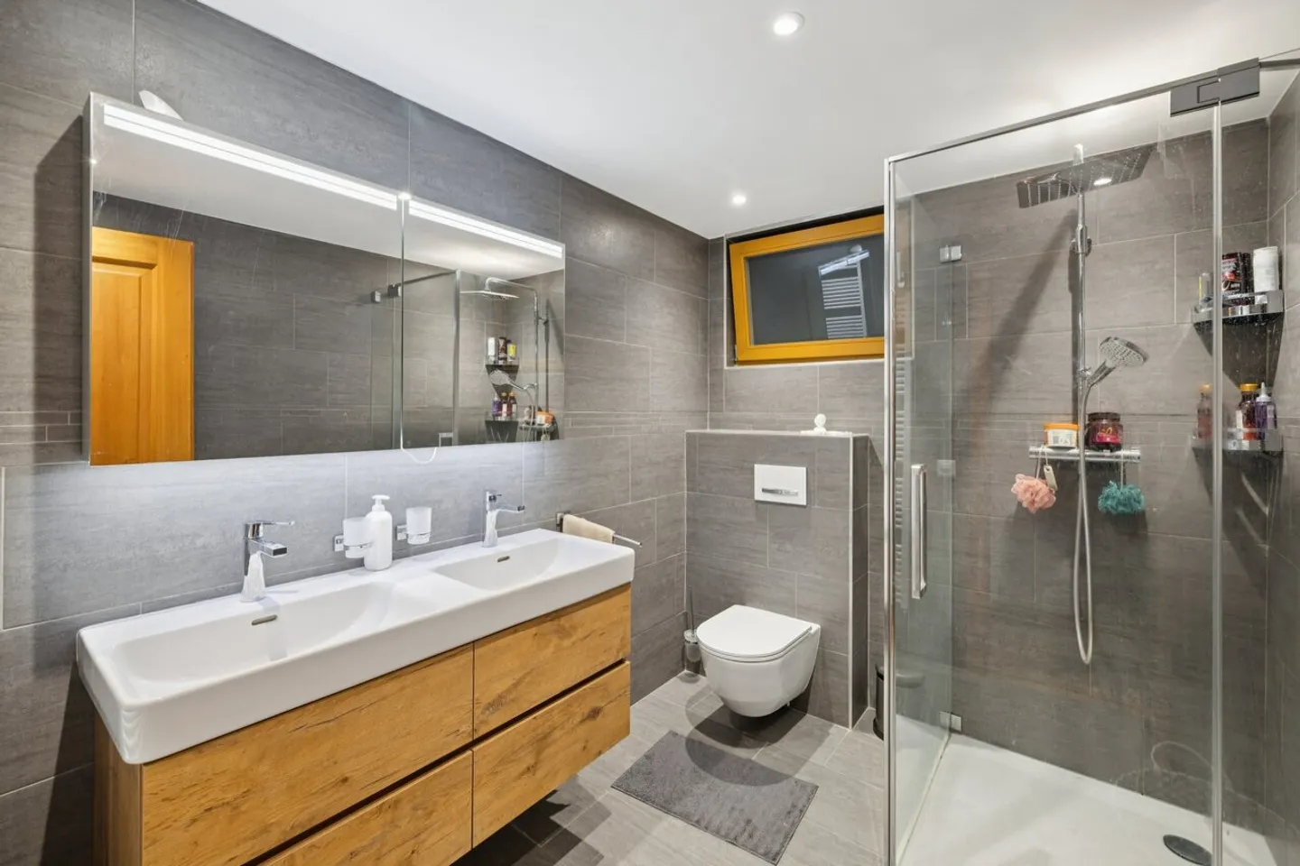 Chalet Autentico nel Cuore delle Alpi Vaud - Foto 9 di 12