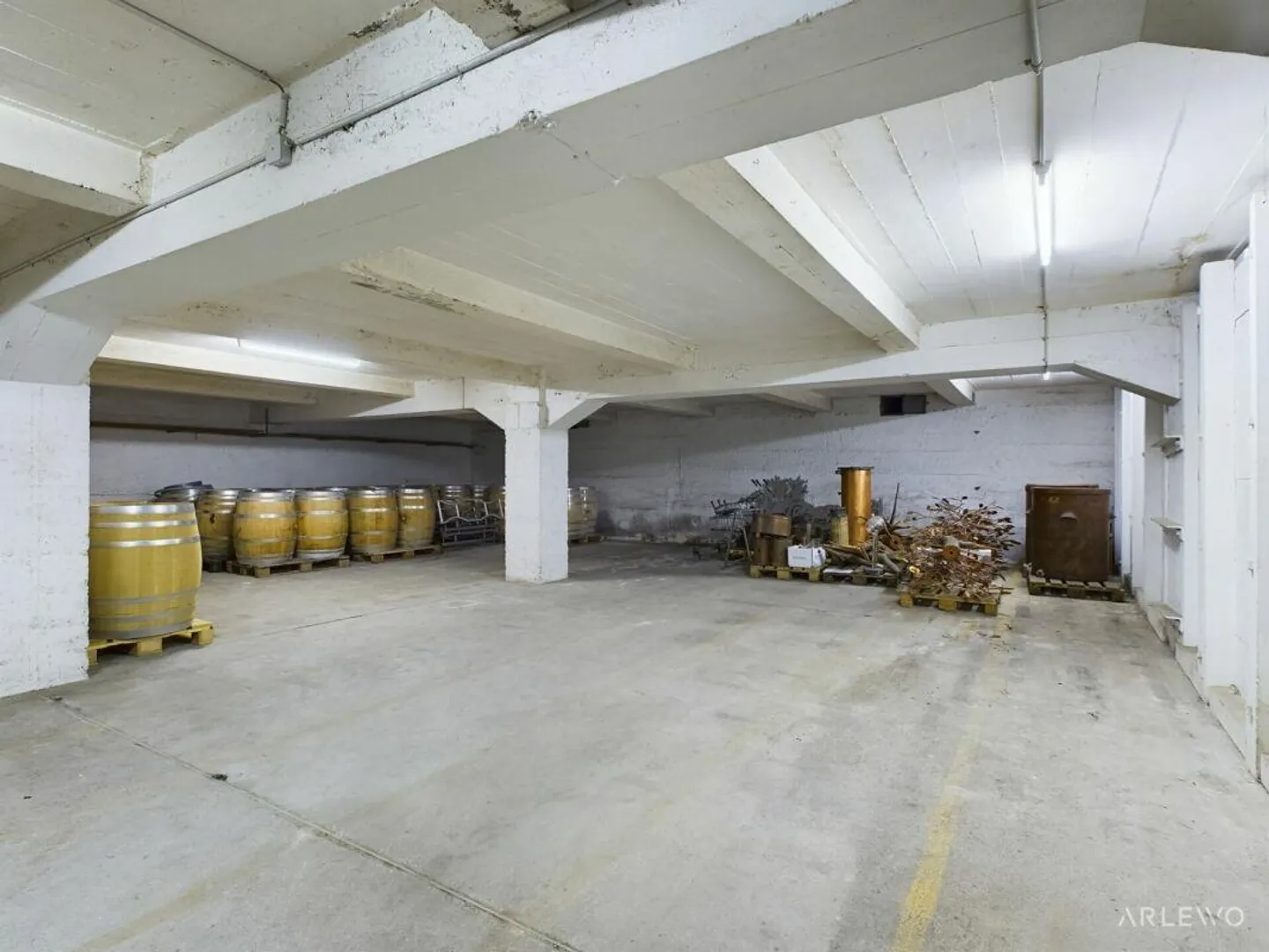 Espace de stockage | Logistique | Commercial - Photo 3 sur 8