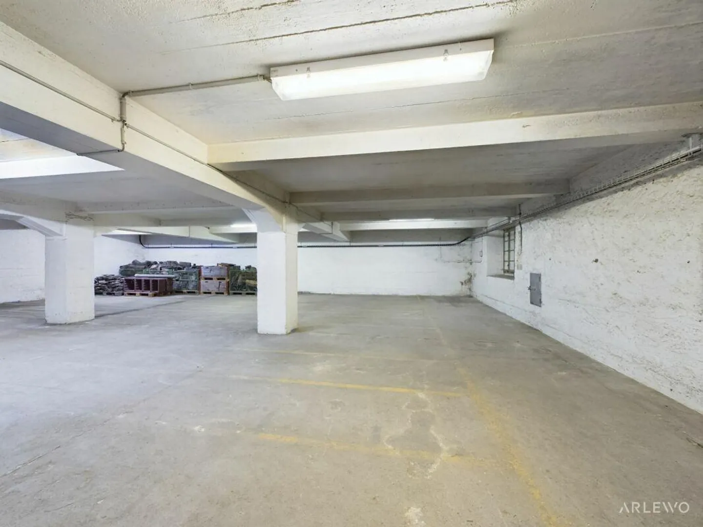 Espace de stockage | Logistique | Commercial - Photo 2 sur 8