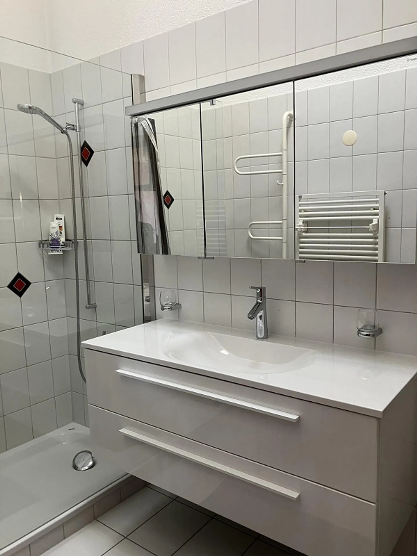 Extraordinary 3.5-room maisonette apartment in a quiet location - Photo 8 of 9