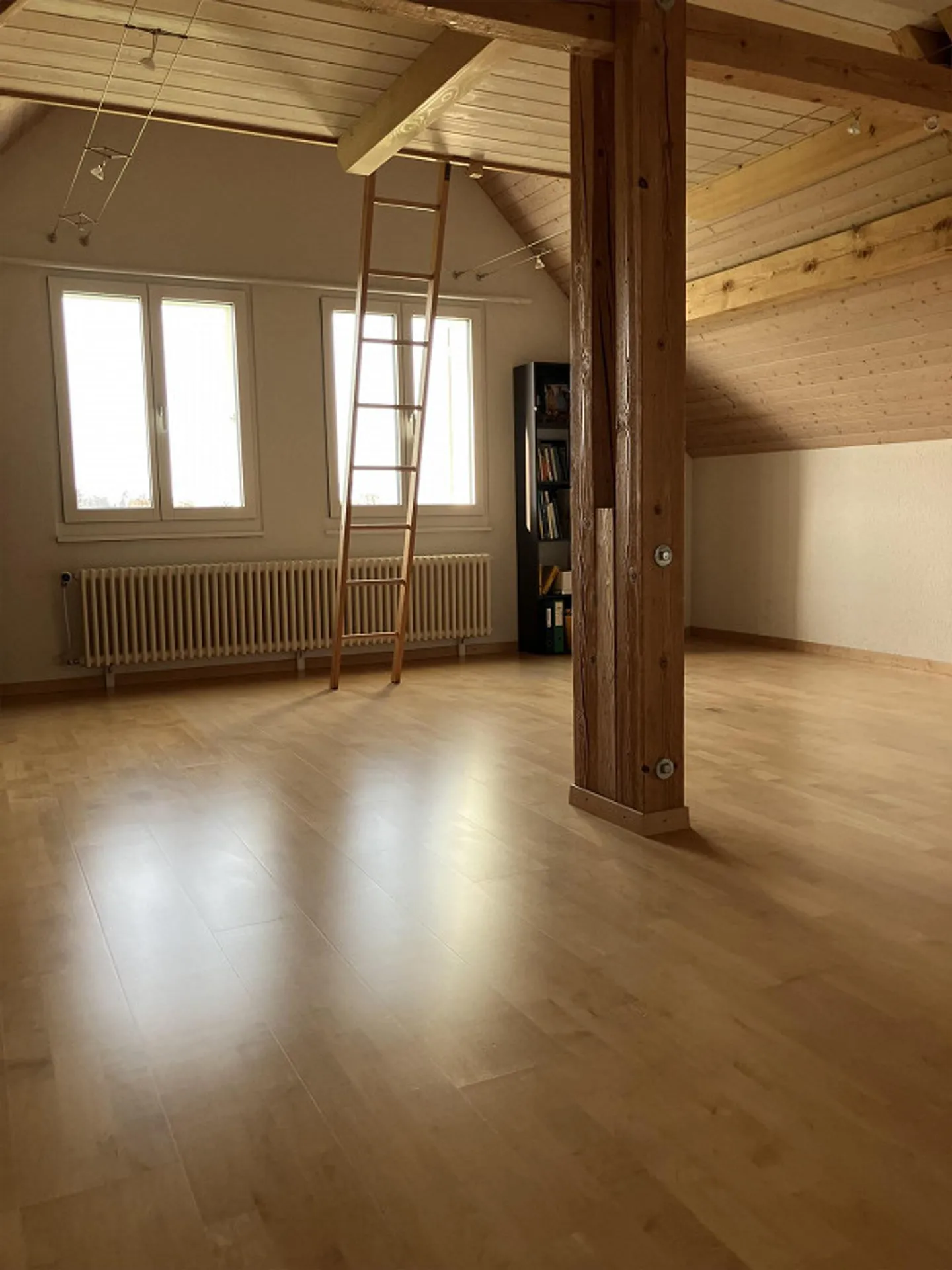 Extraordinary 3.5-room maisonette apartment in a quiet location - Photo 9 of 9