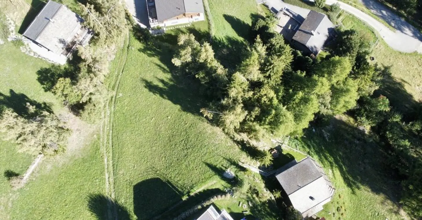 Grande parcella pronta ad accogliere il tuo futuro chalet a La Tzoumaz - Foto 2 di 6