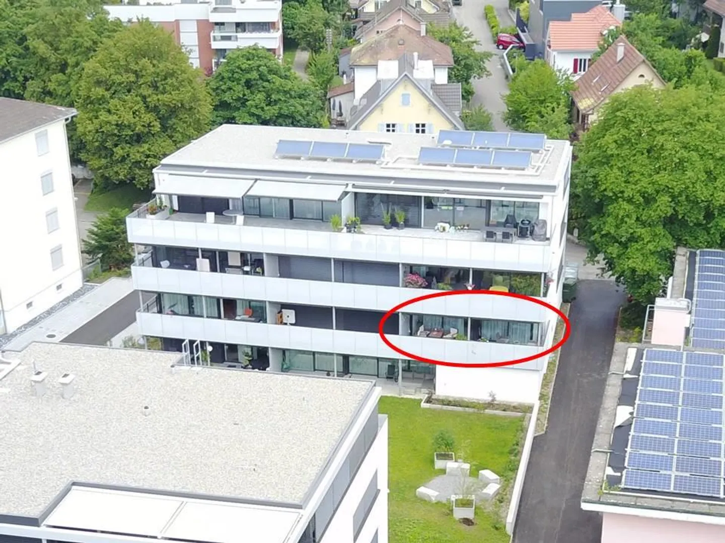 Appartement moderne, lumineux, spacieux et central de 3,5 pièces - Photo 1 sur 10