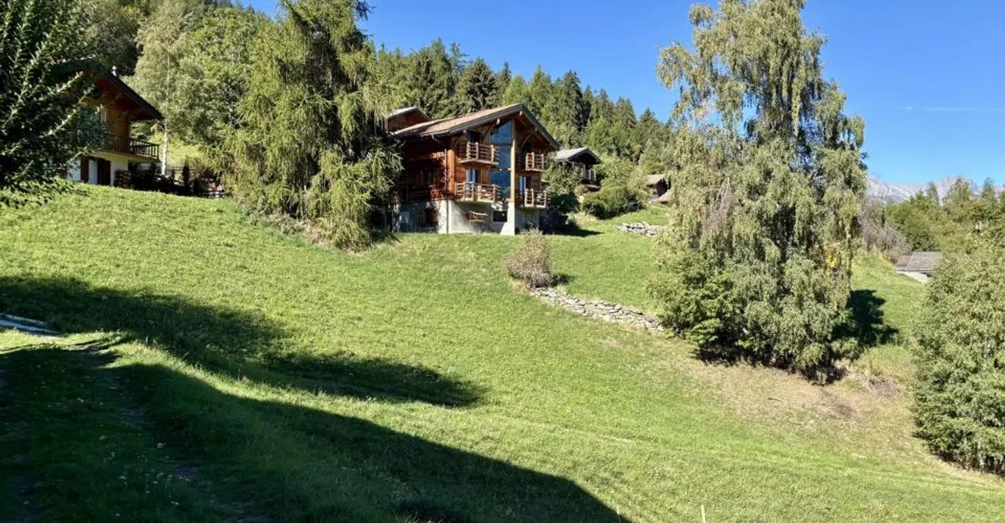 Grande parcella pronta ad accogliere il tuo futuro chalet a La Tzoumaz - Foto 4 di 6