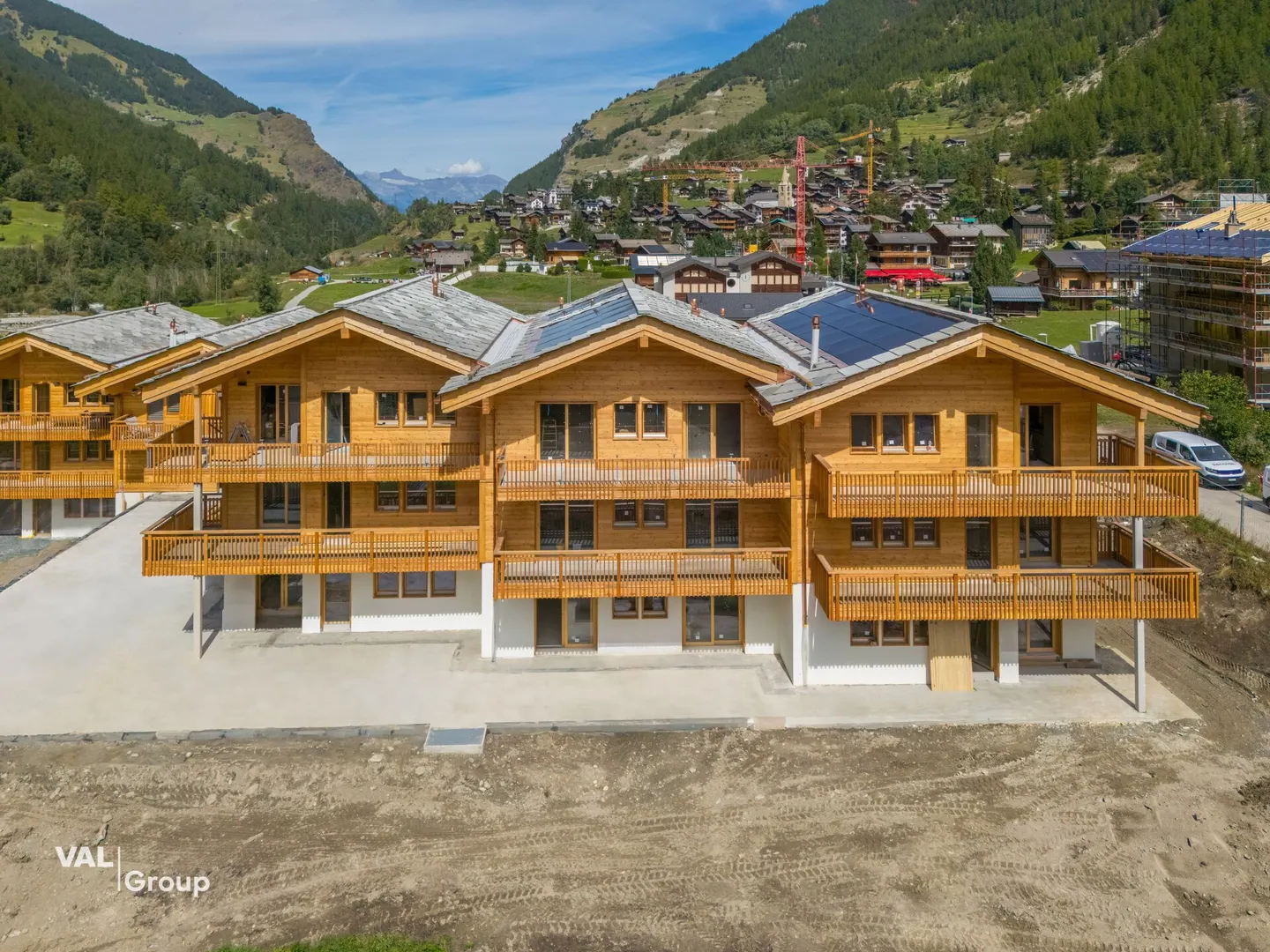 Zeitgemäße Wohnung in Évolène - Foto 2 von 9