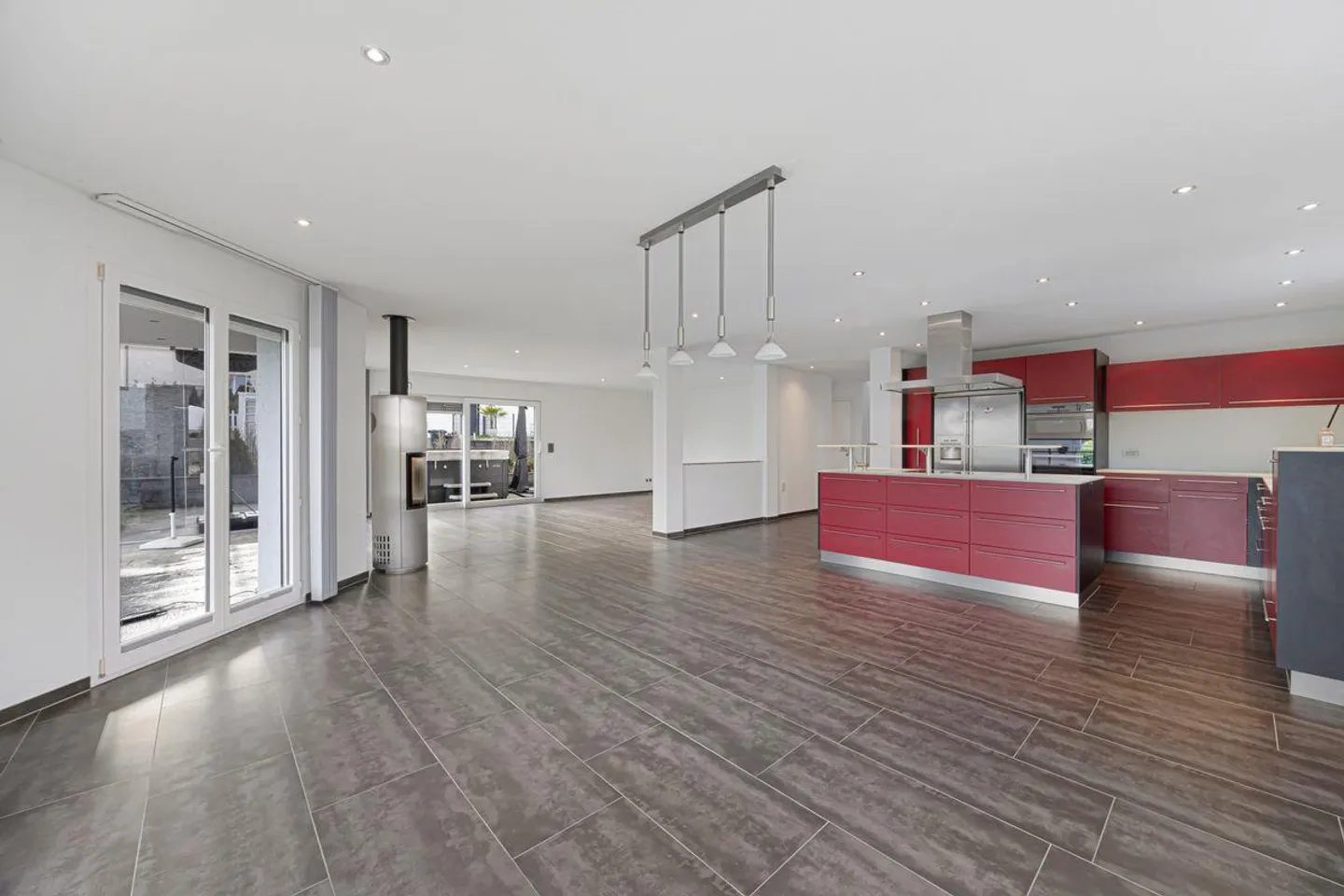 Einzelhaus mit 7,5 Zimmern - Foto 3 von 6