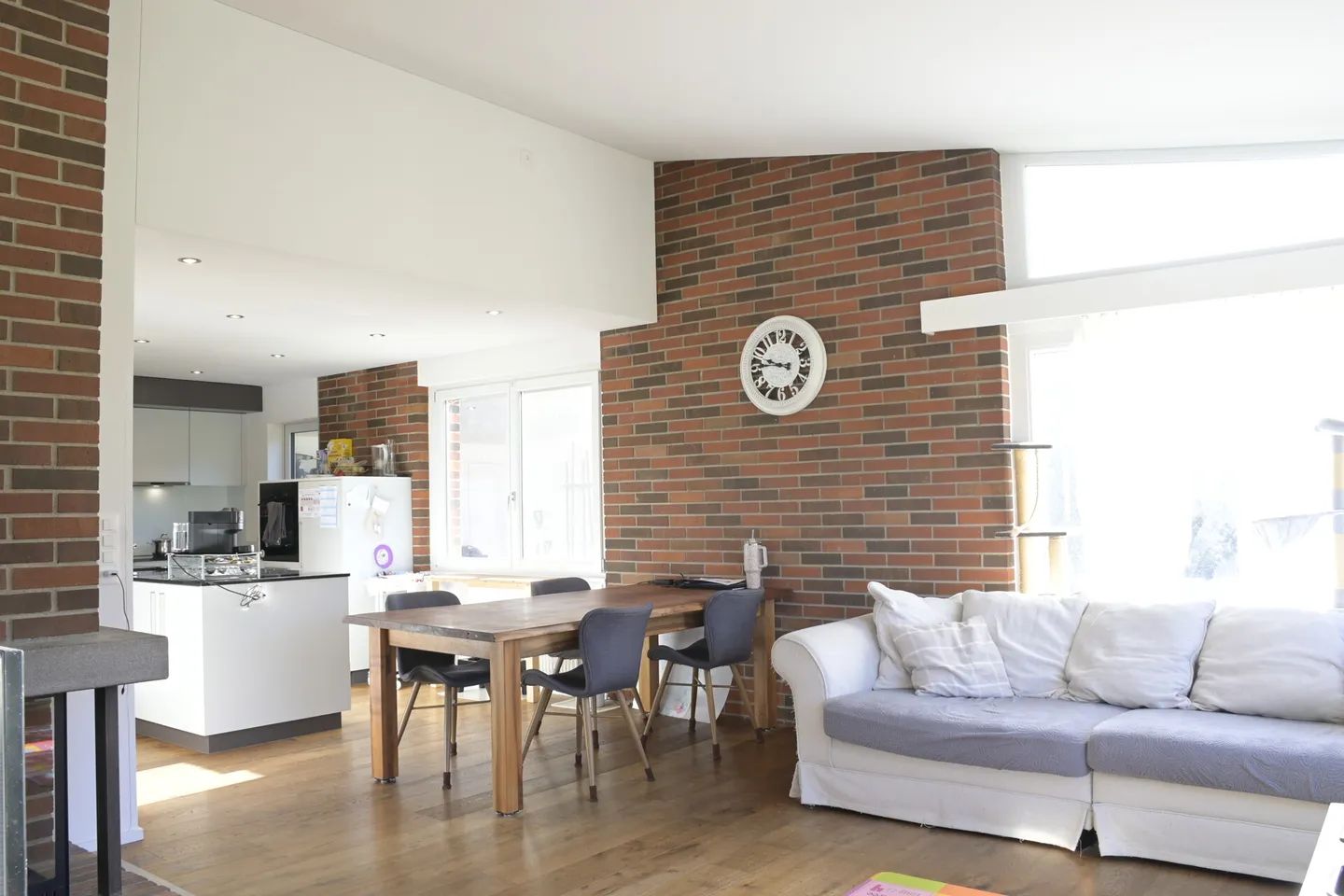 Einfamilienhaus mieten - Foto 2 von 8