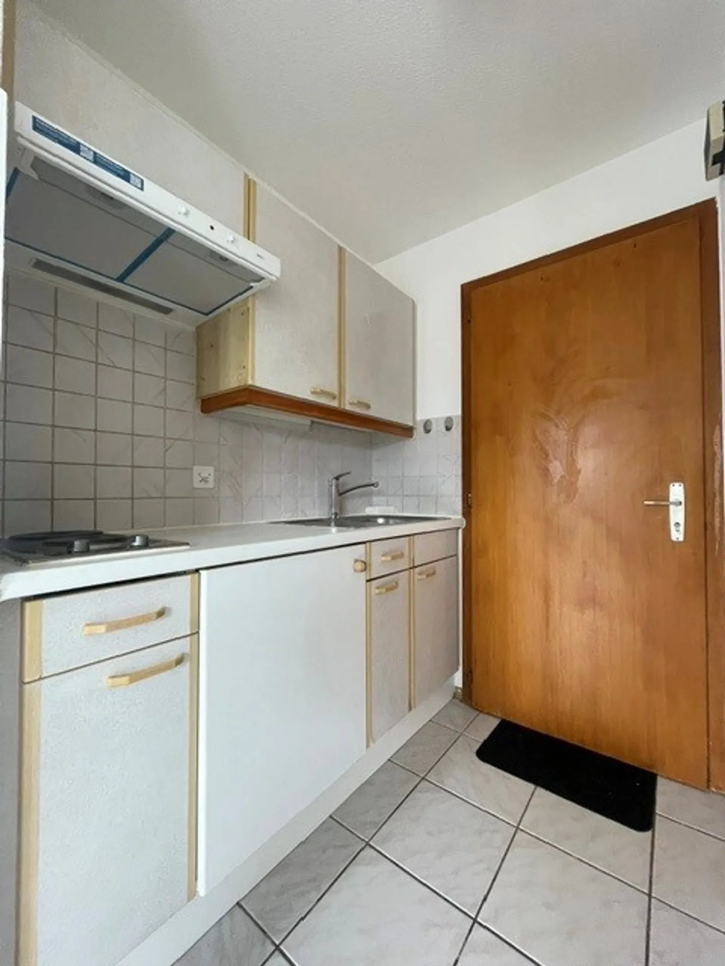 1-room apartment - Photo 1 of 3