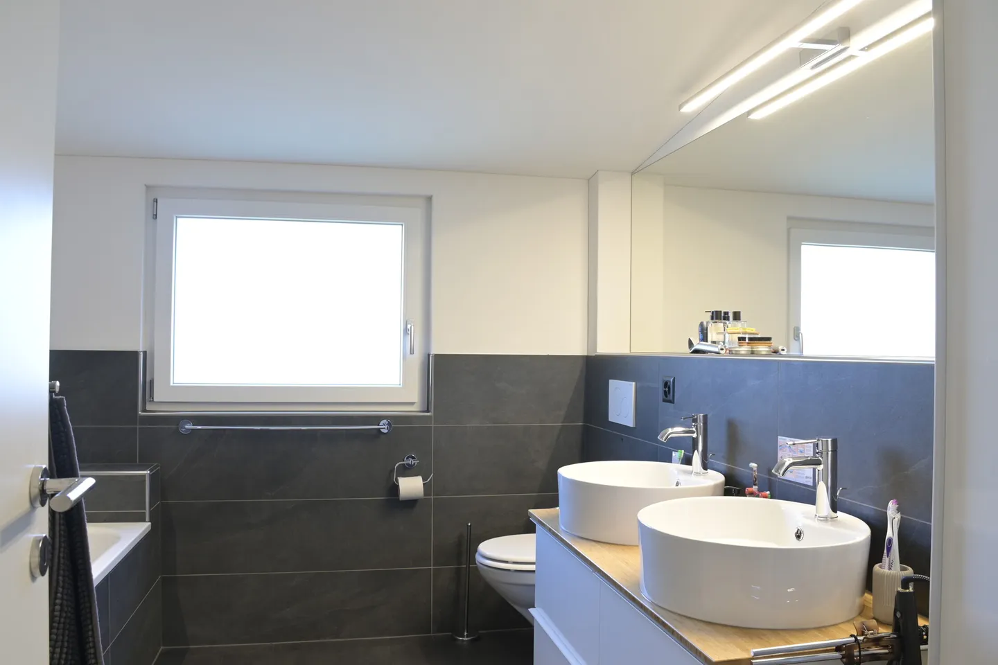 Einfamilienhaus mieten - Foto 3 von 8