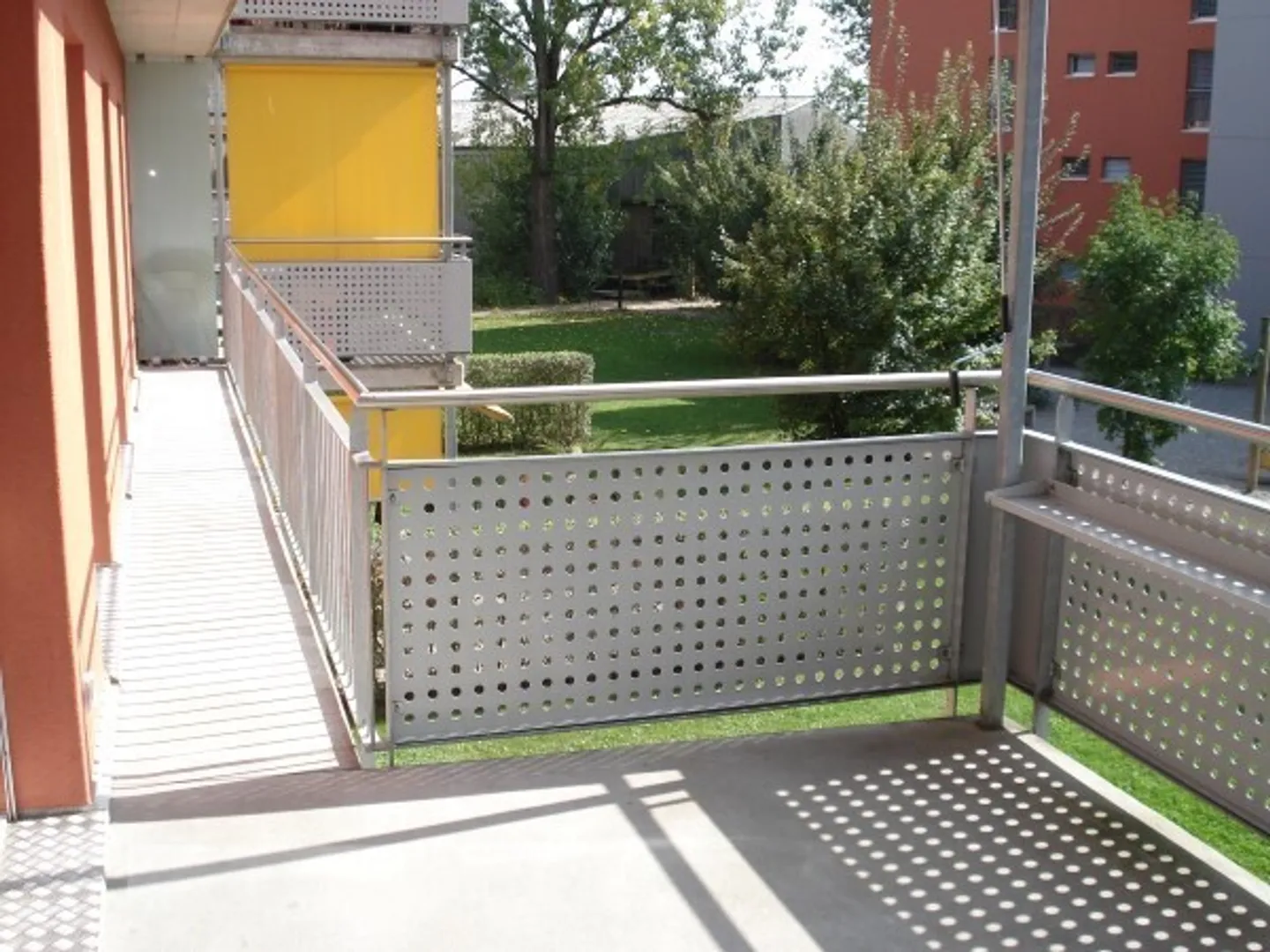 Appartement moderne 4.5 pièces - Photo 2 sur 11