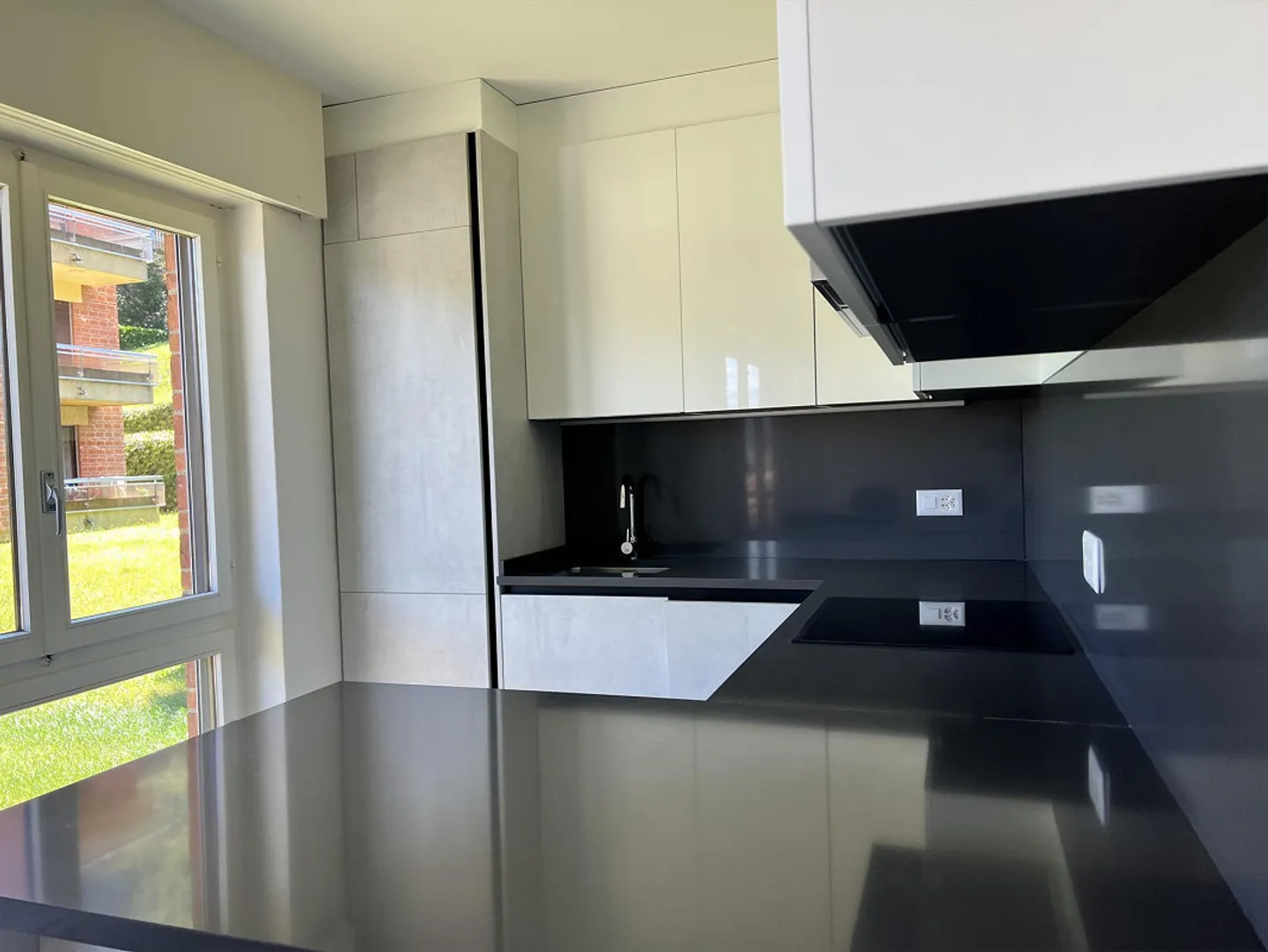 Lugano-Pazzallo – Perfetto appartamento 3.5 locali con terrazze e parcheggio – Come reddito - Foto 9 di 27