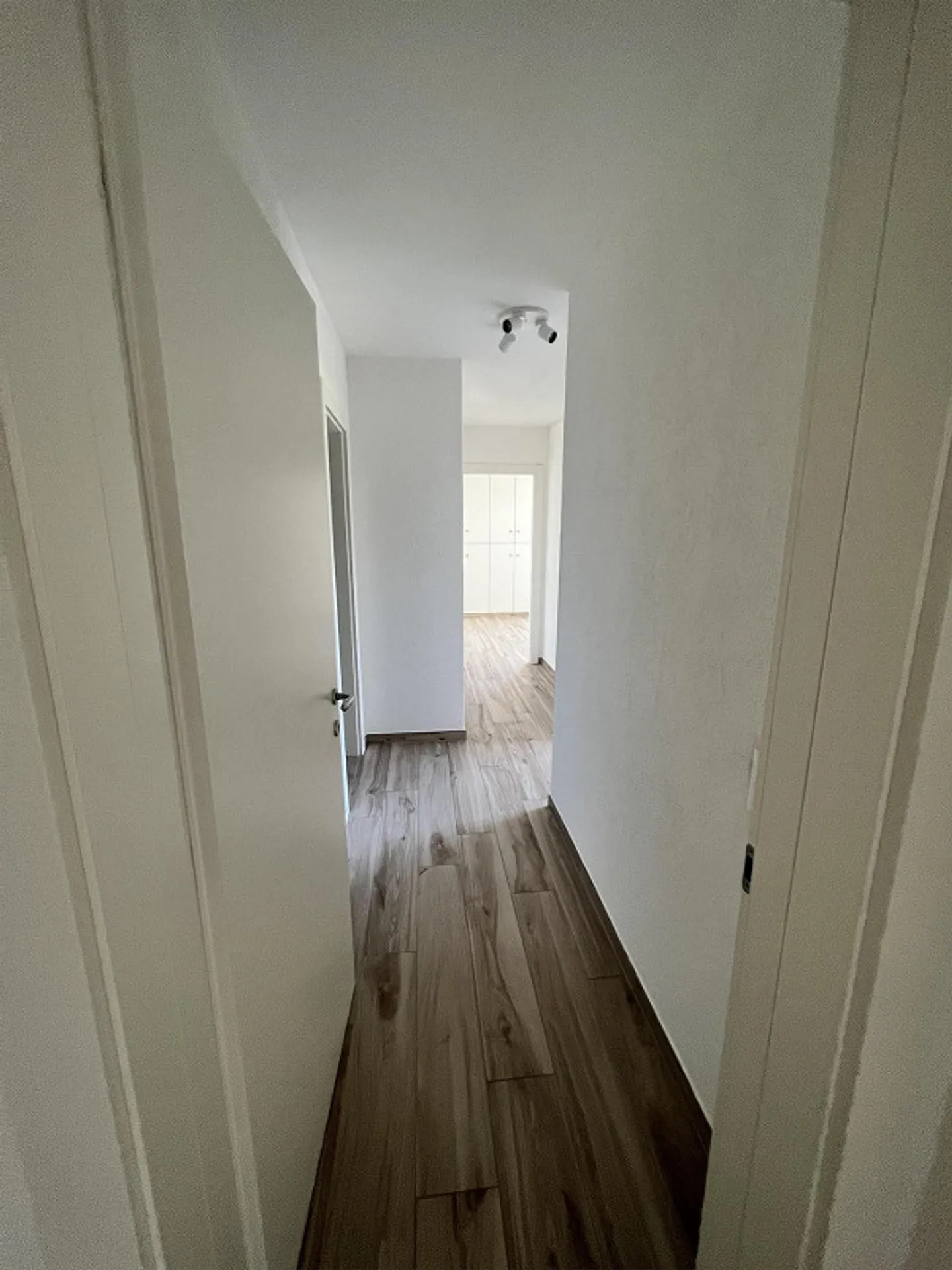 Lugano-Pazzallo – Perfetto appartamento 3.5 locali con terrazze e parcheggio – Come reddito - Foto 15 di 27