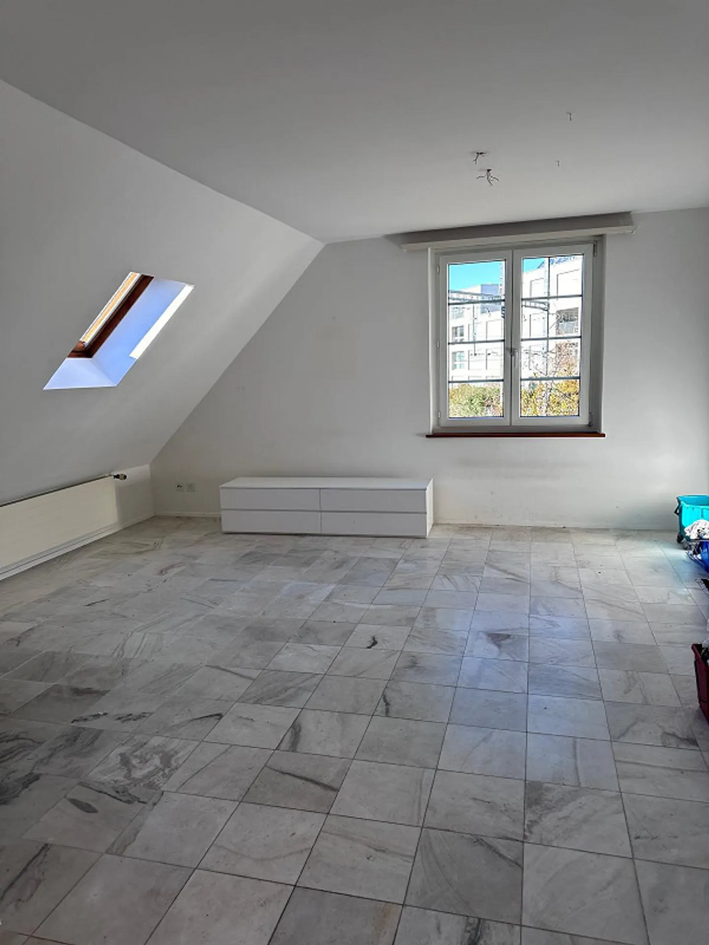 Incantevole appartamento mansardato di 4,5 stanze - Foto 4 di 6