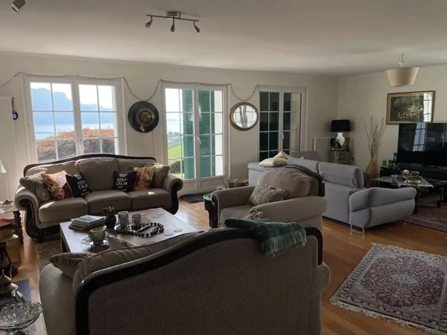 Magnifica villa indipendente di 7 stanze su 3 livelli - Foto 7 di 12