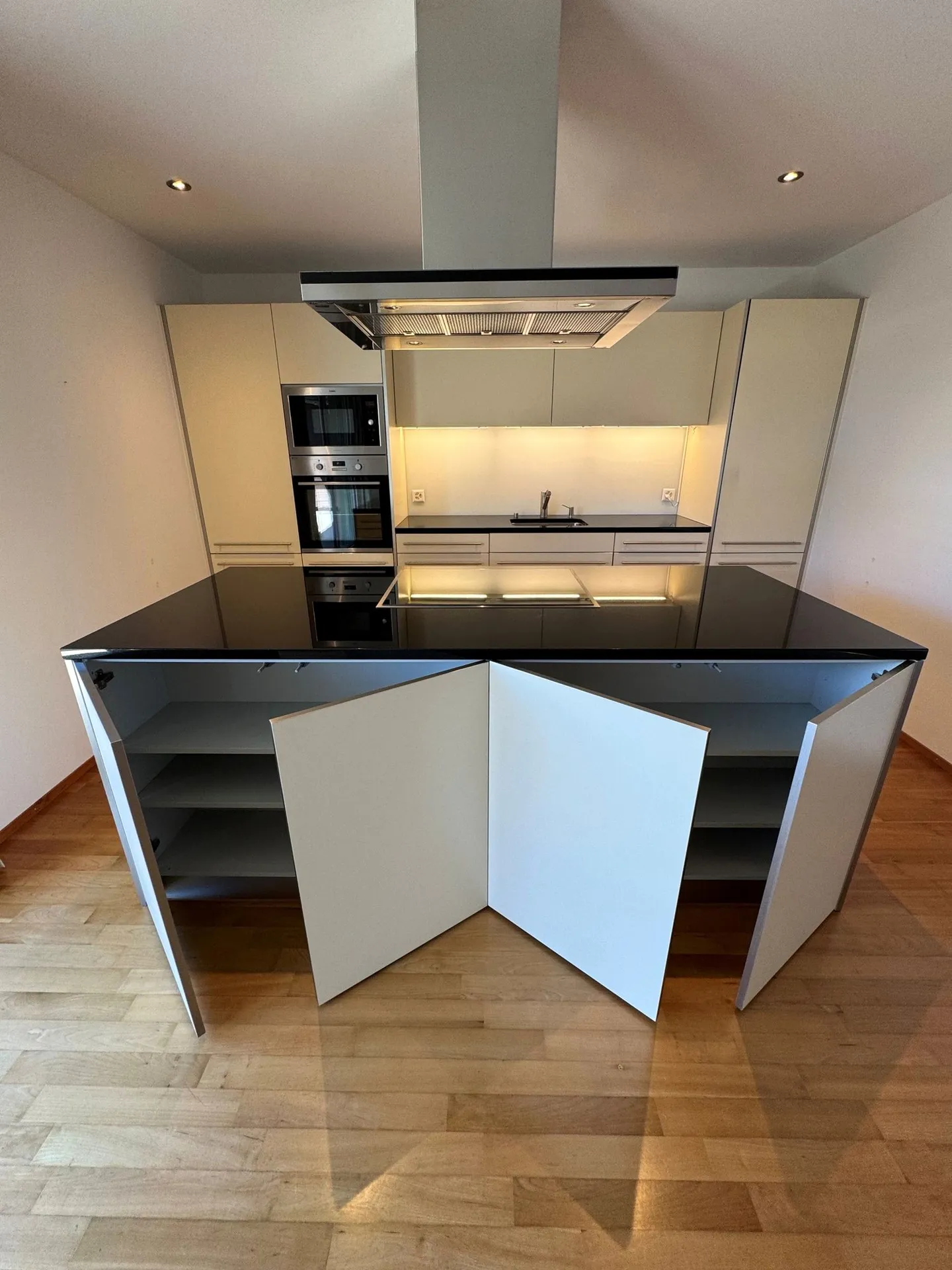 Modern 3.5-room apartment in Gossau with two balconies - Photo 6 of 16