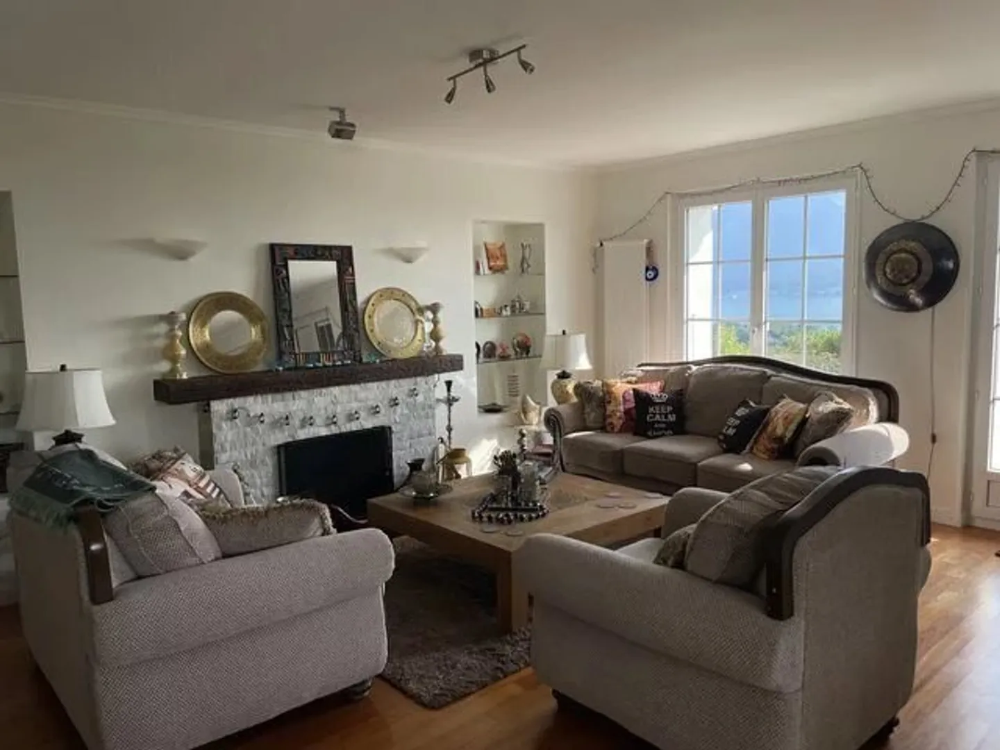 Magnifica villa indipendente di 7 stanze su 3 livelli - Foto 9 di 12