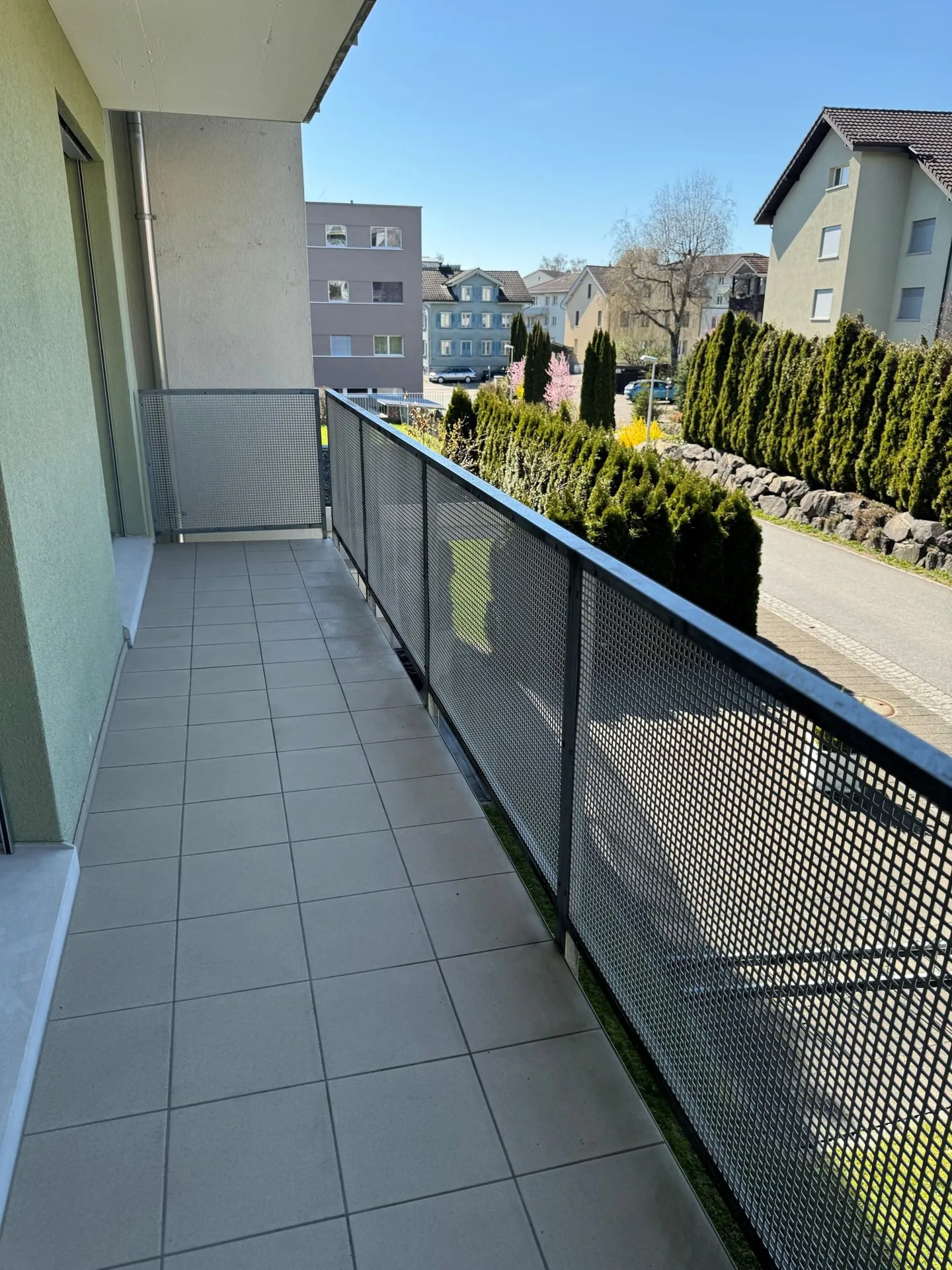 Modern 3.5-room apartment in Gossau with two balconies - Photo 13 of 16