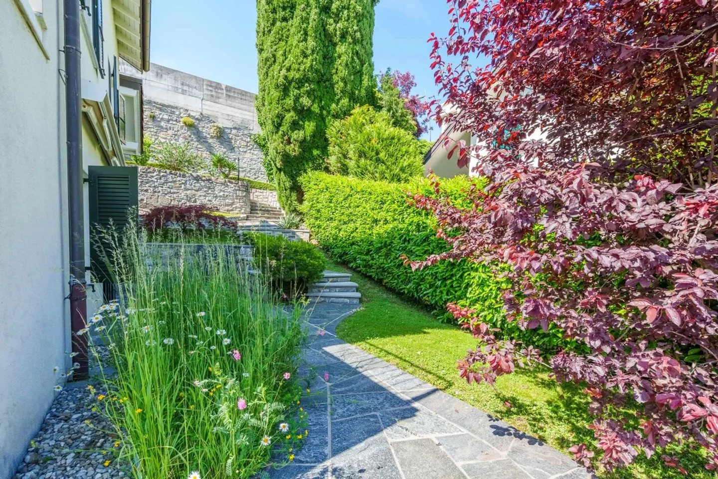 Propriété rare au bord de l'eau à Corseaux - Photo 3 sur 13