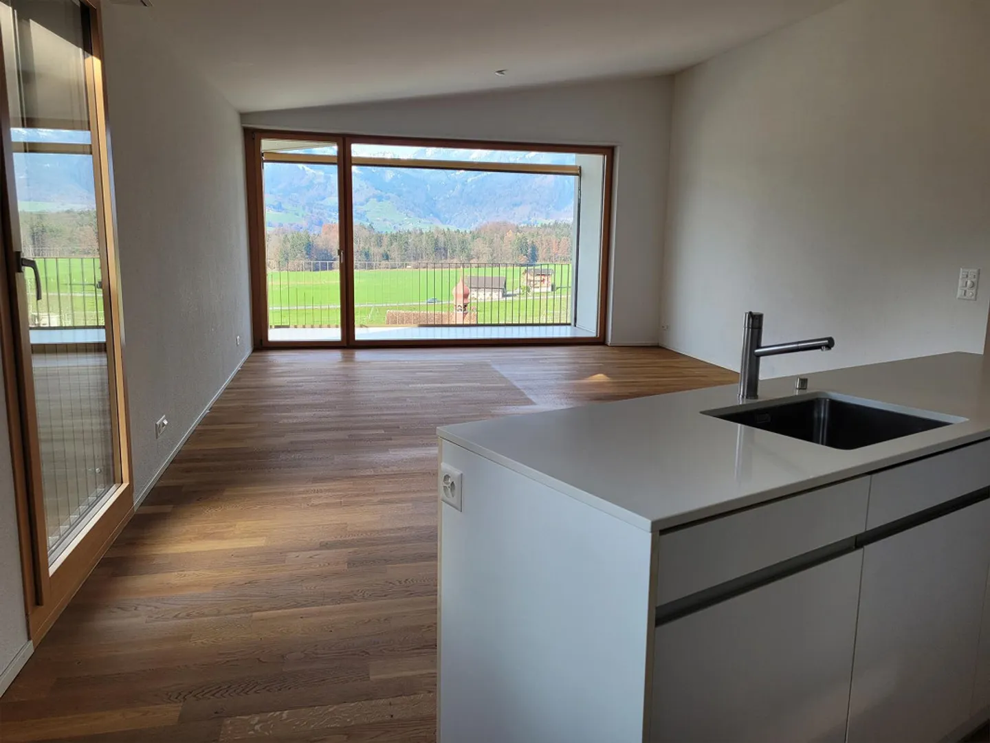 Appartamento 4.5 locali con vista mozzafiato su Obvaldo - Foto 6 di 13