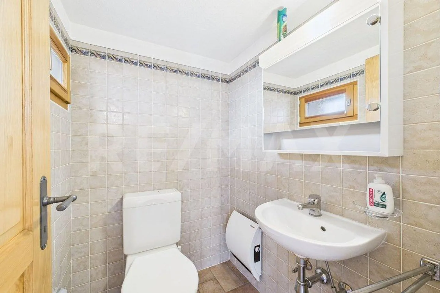 Salorino furnished grotto with wine cellar, large terrace and parking - Photo 5 of 13