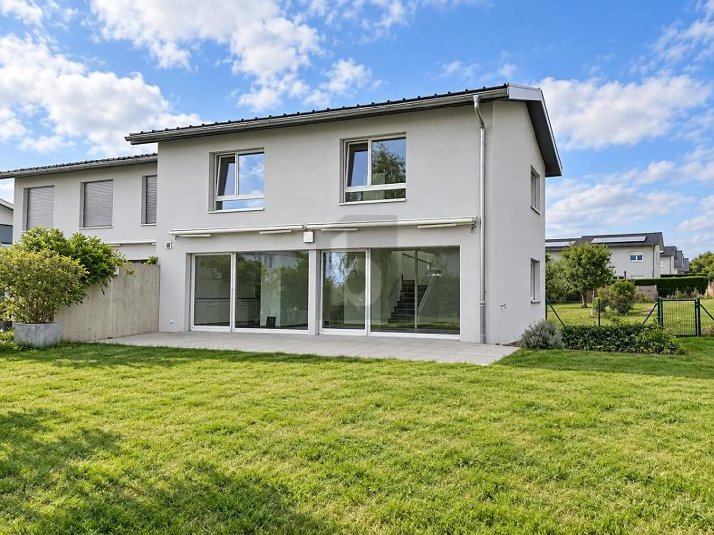 Casa a gradini in affitto - Foto 1 di 6