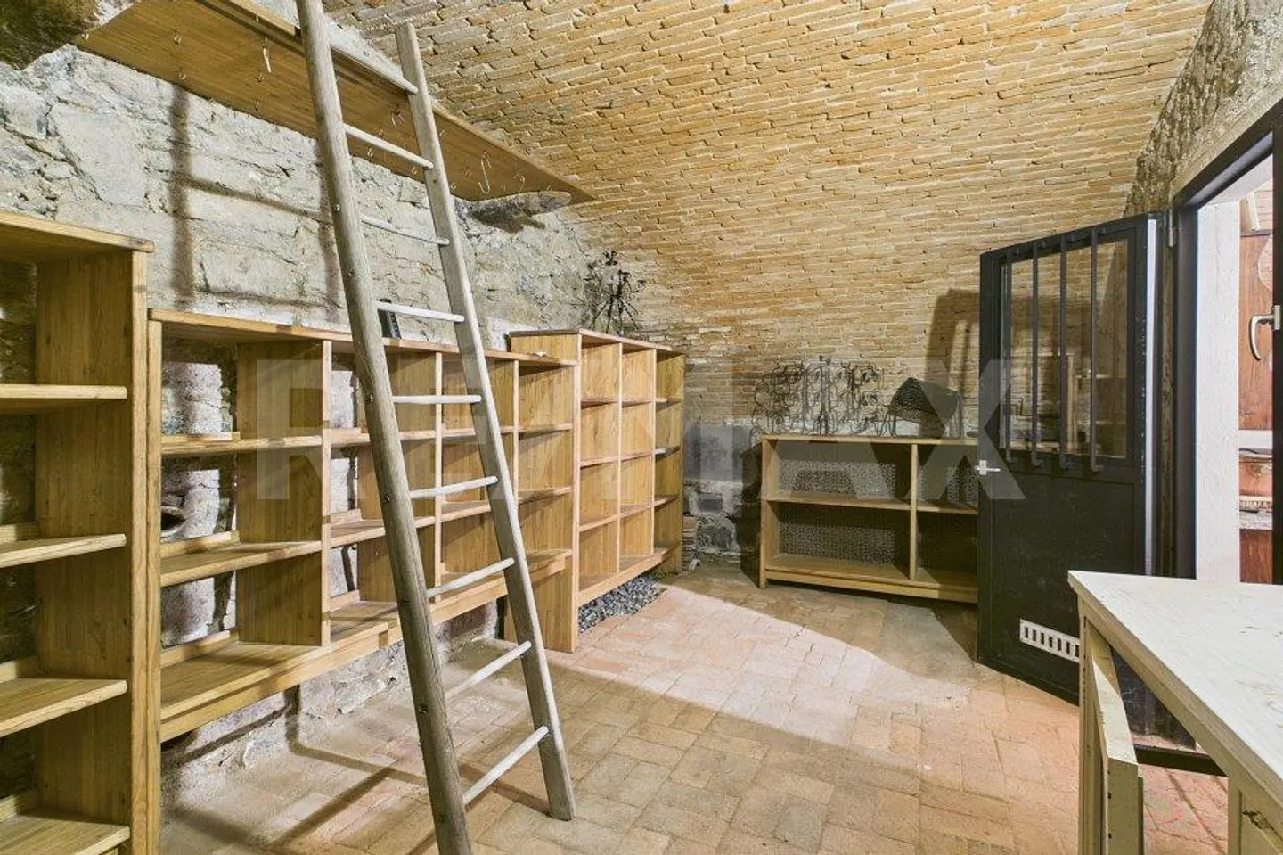 Salorino furnished grotto with wine cellar, large terrace and parking - Photo 10 of 13