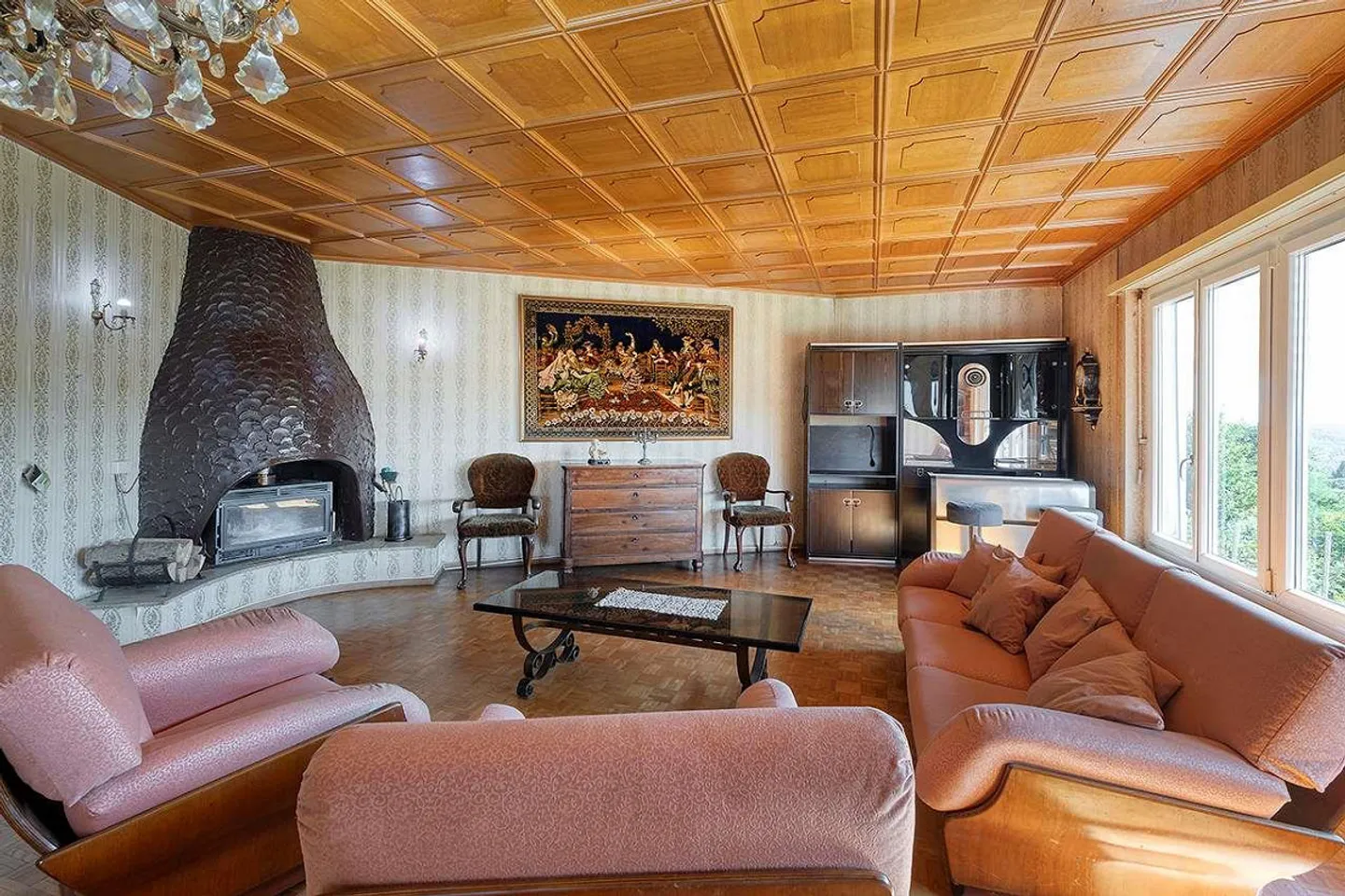 CASTEL S. PIETRO : VILLA AVEC UN GRAND POTENTIEL DE RÉNOVATION - Photo 3 sur 12