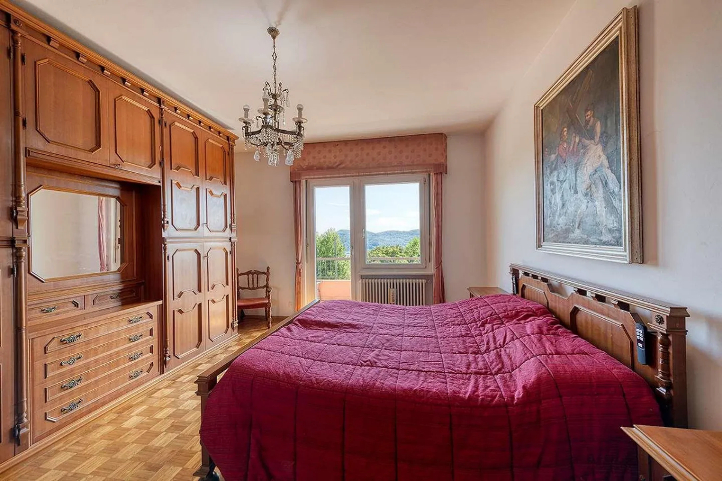 CASTEL S. PIETRO : VILLA AVEC UN GRAND POTENTIEL DE RÉNOVATION - Photo 6 sur 12