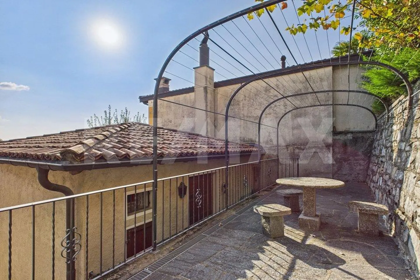 Salorino furnished grotto with wine cellar, large terrace and parking - Photo 11 of 13