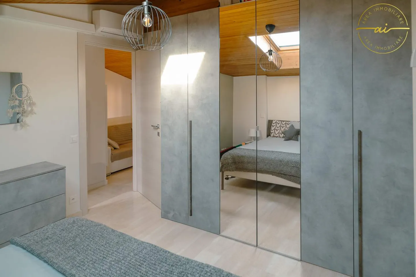 Appartamento Mansardato 2.5 Camere con Grande Terrazza - Foto 8 di 11