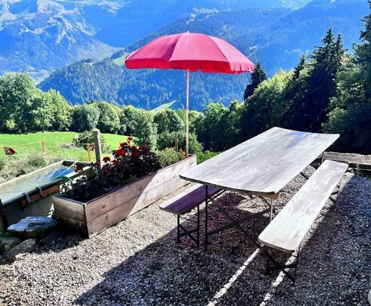 Classe dans sa forme la plus pure. Un chalet authentique. Rénovation appropriée. - Photo 7 sur 15