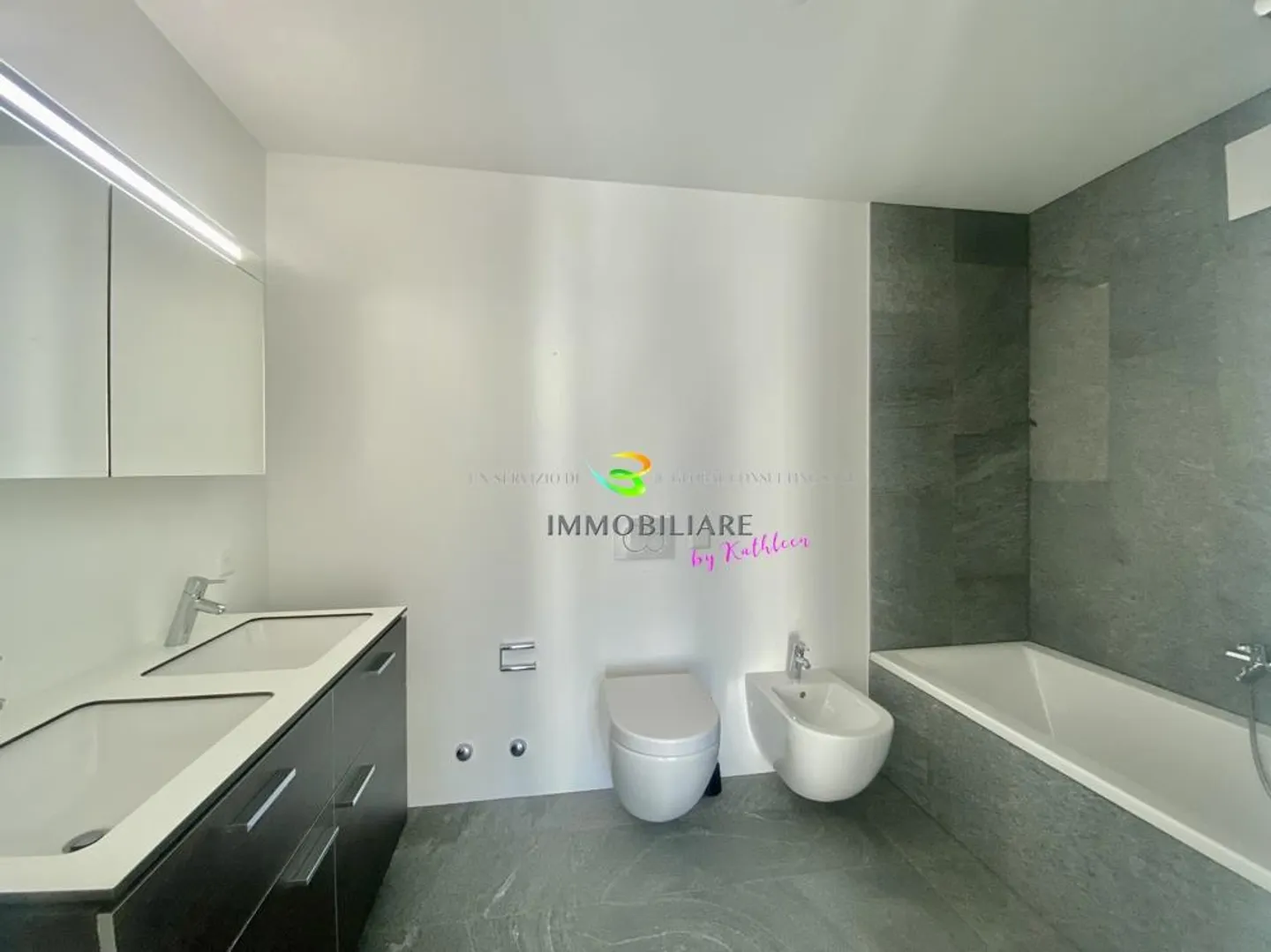 Atemberaubendes Loft mit Seeblick - Foto 11 von 14